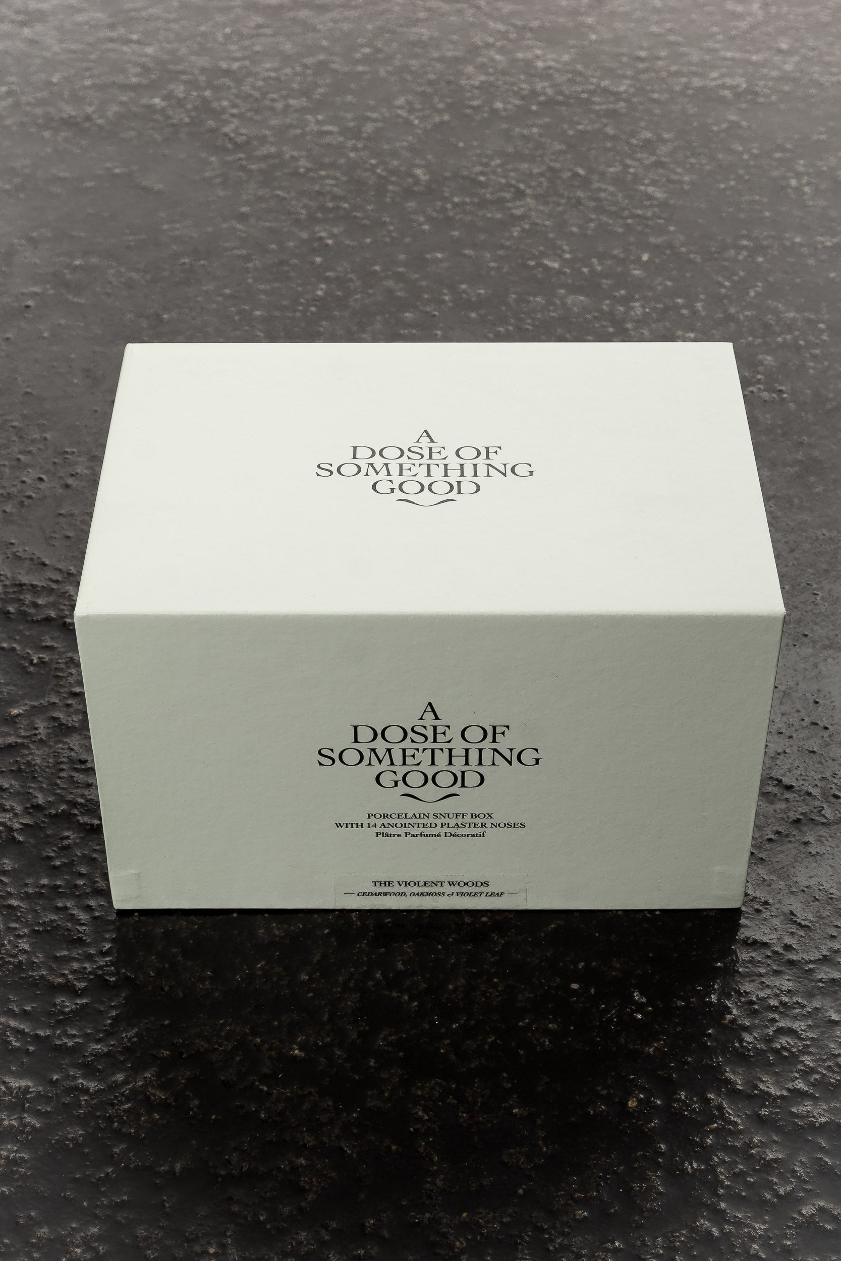 A DOSE OF SOMETHING GOOD Snuff Box THE VIOLENT WOODS weiß
