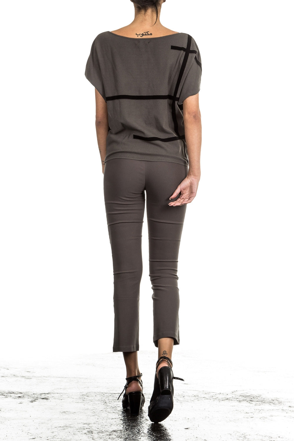 Sarah Pacini Oversized Pullover khaki schwarz
