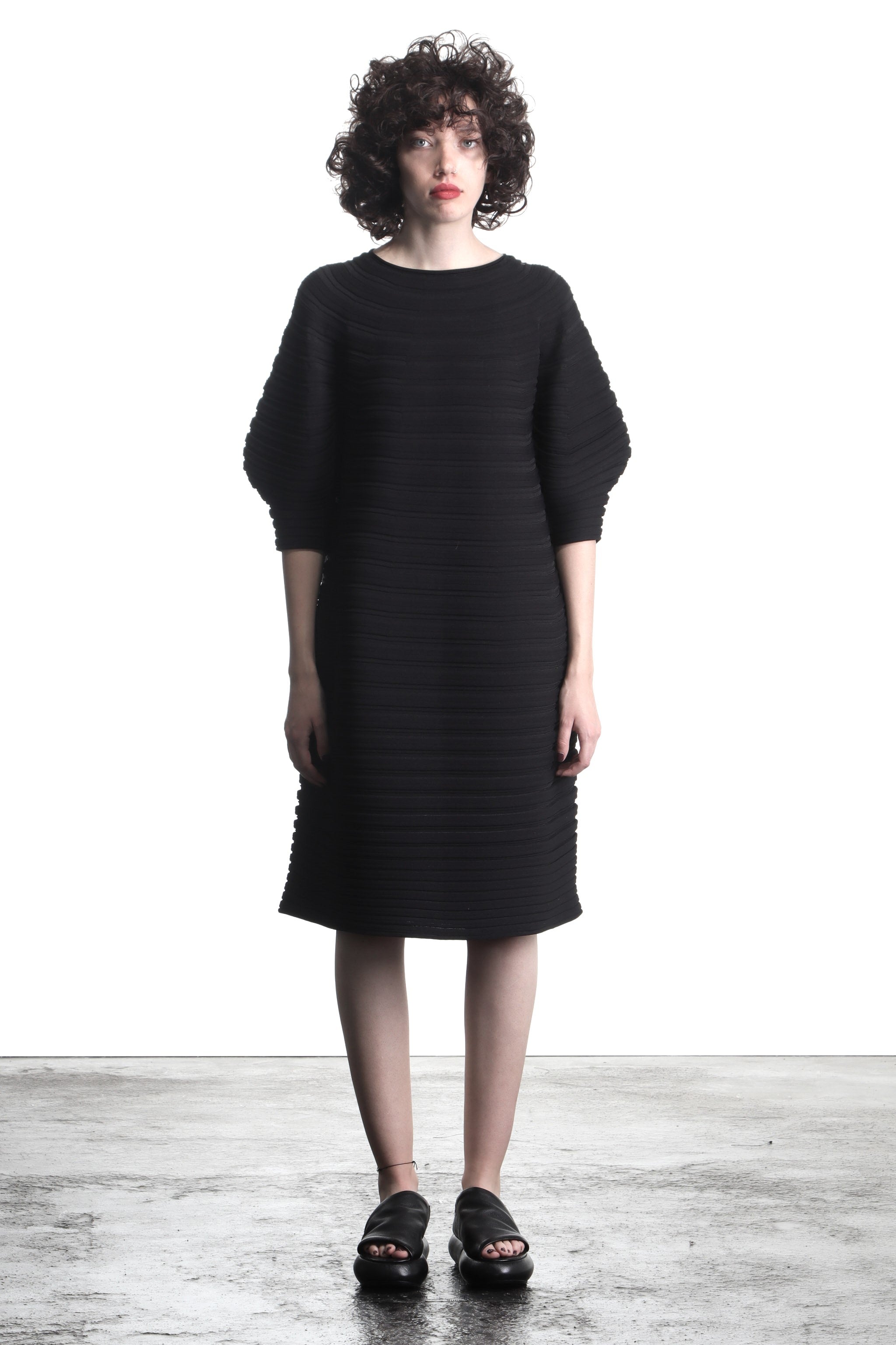 Pleats Please Issey Miyake pleated avant-garde dress black Pleats Please Issey Miyake pleated avant-garde dress black