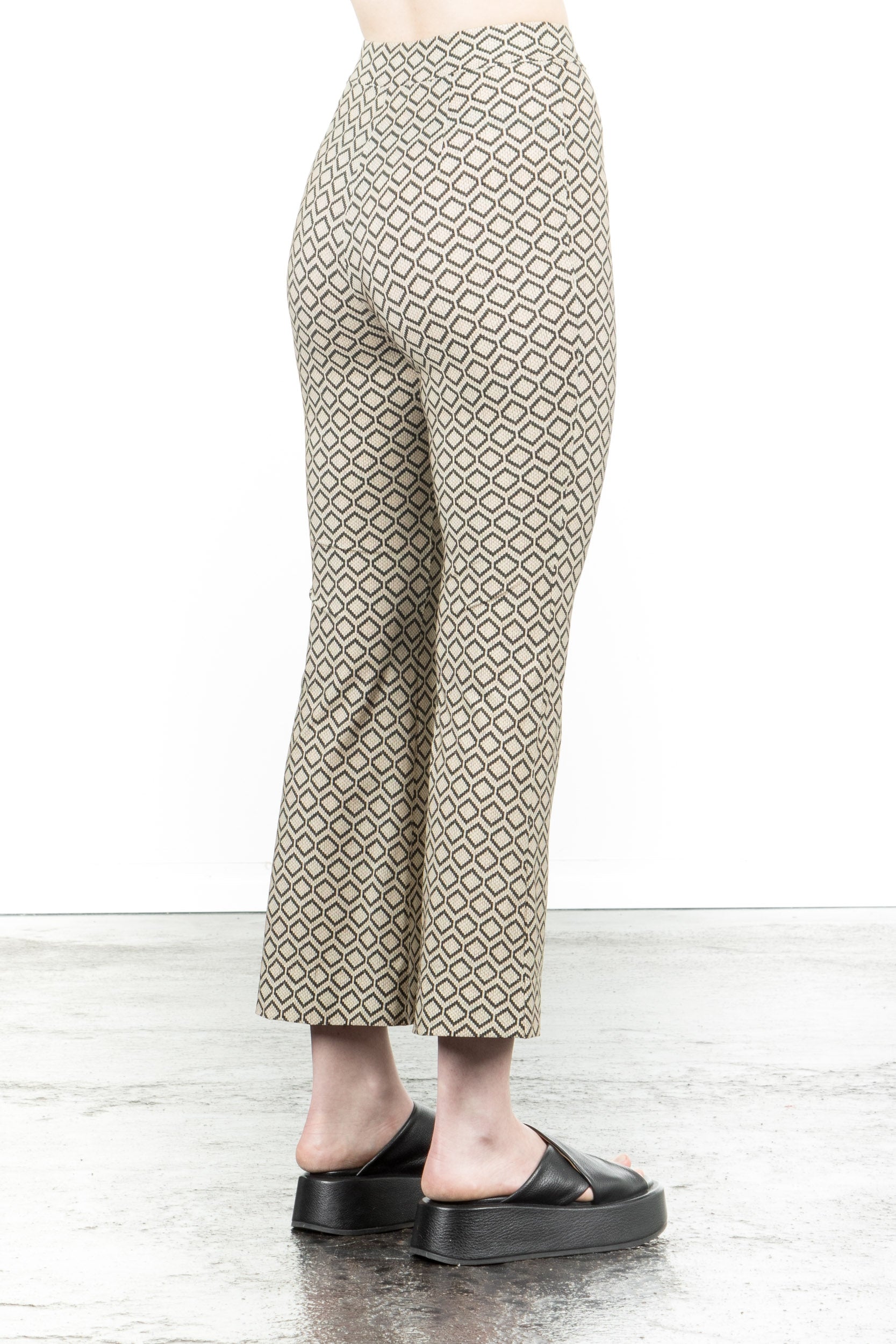 Schella Kann 2 Damen Schlaghose grafisch beige schwarz