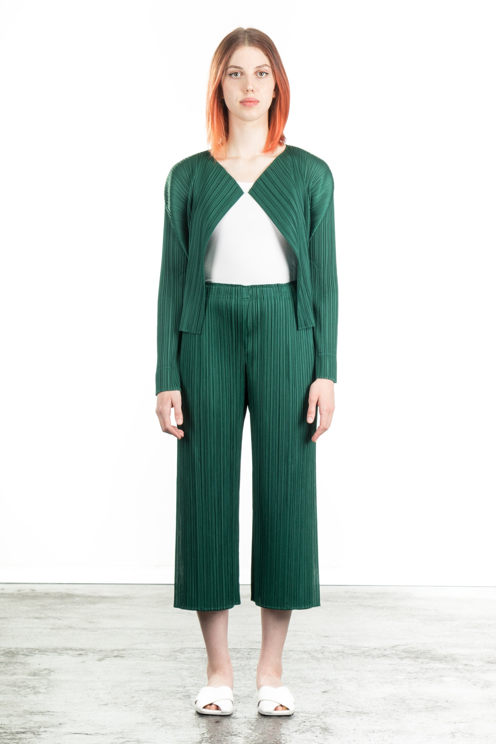 Pleats Please Issey Miyake Damen Plissee Cardigan grün