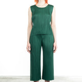 Pleats Please Issey Miyake Damen Plissé Top grün
