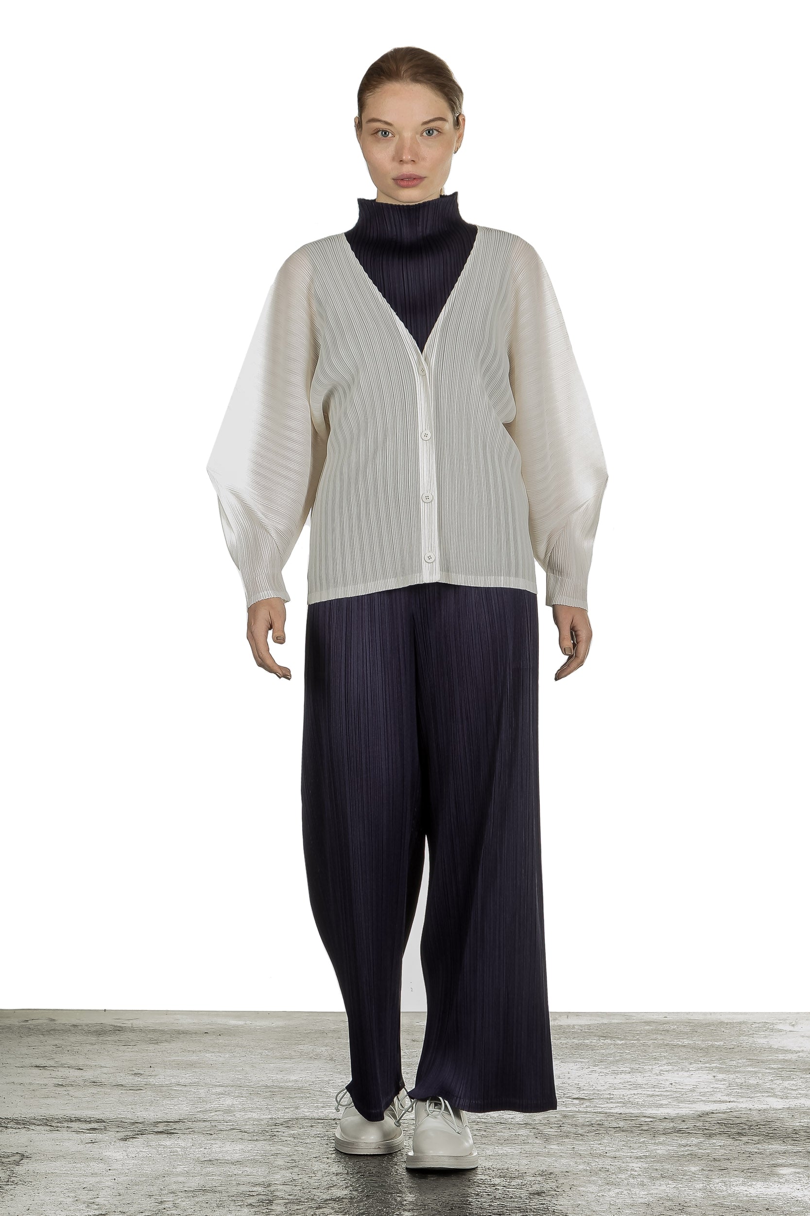 Pleats Please Issey Miyake Plissee Cardigan weiß