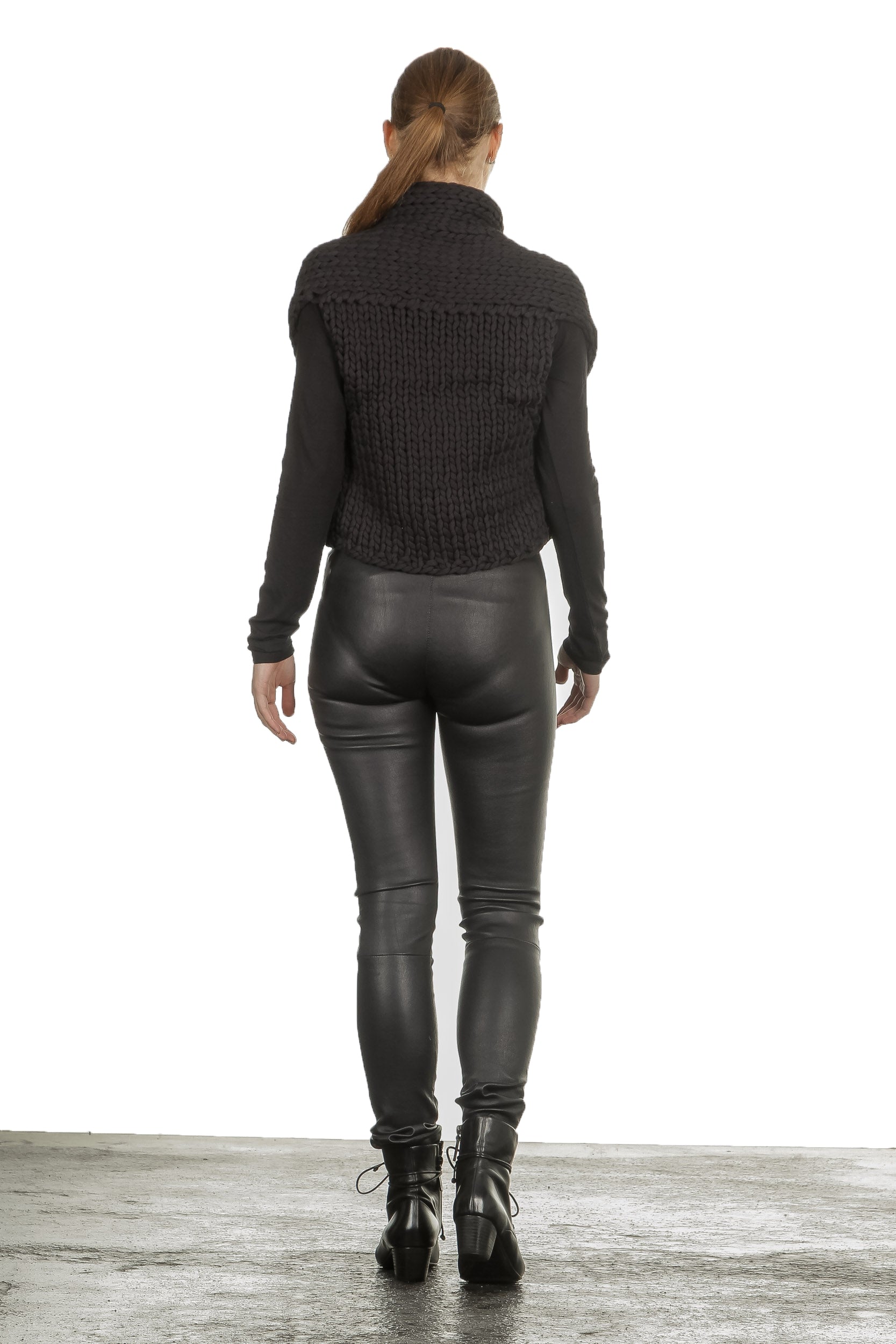 Sarah Pacini Damen Strickweste schwarz