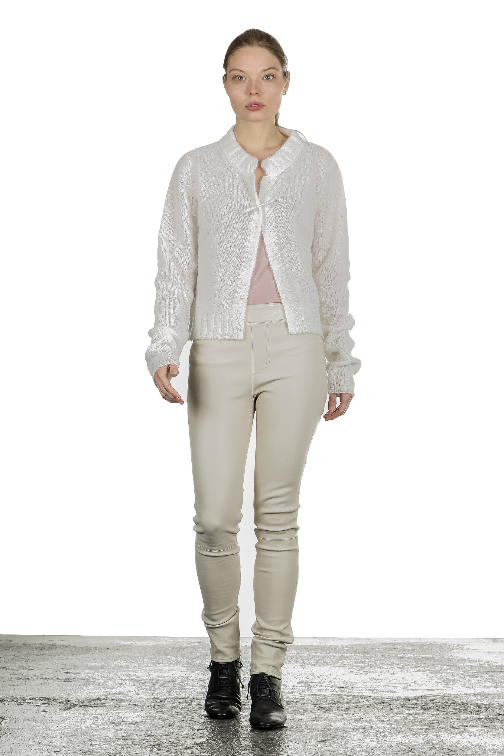 Sarah Pacini Damen Strickjacke weiß