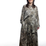 Uma Wang Bluse Olive floral Bewegung