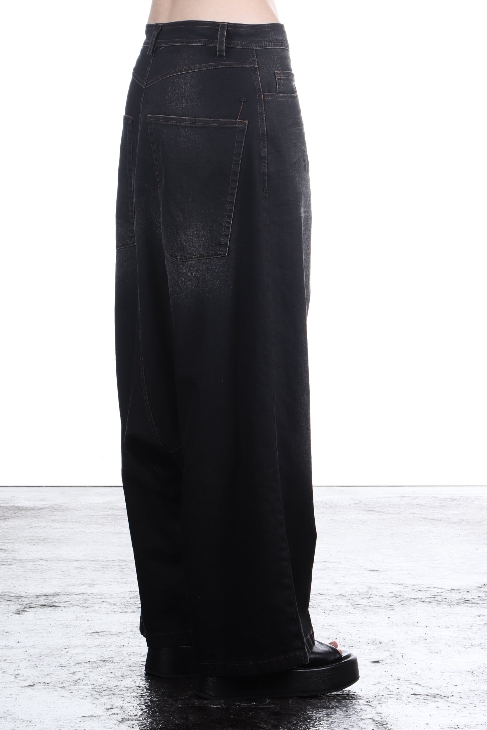 Rundholz Damen Weite Stretch Jeans mit tiefem Schritt schwarz