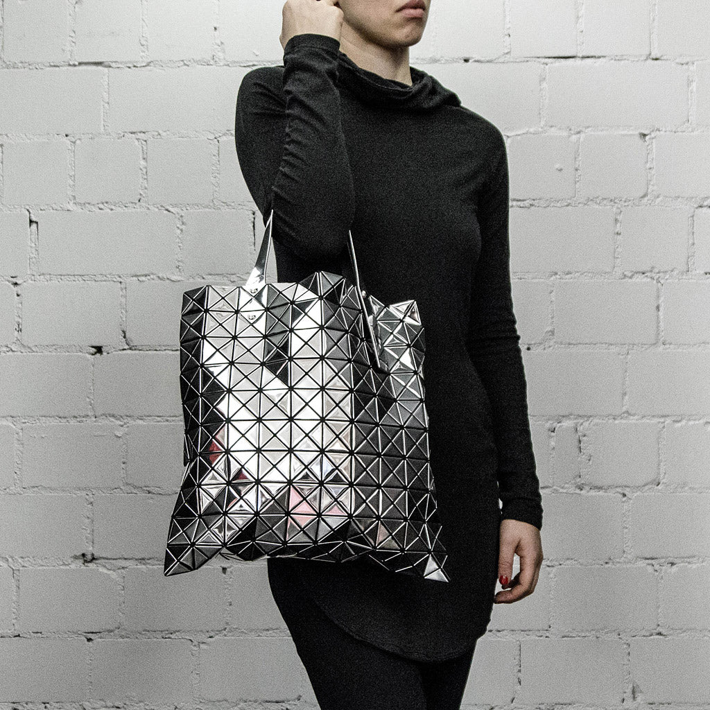 BAO BAO ISSEY MIYAKE Tragetasche silber
