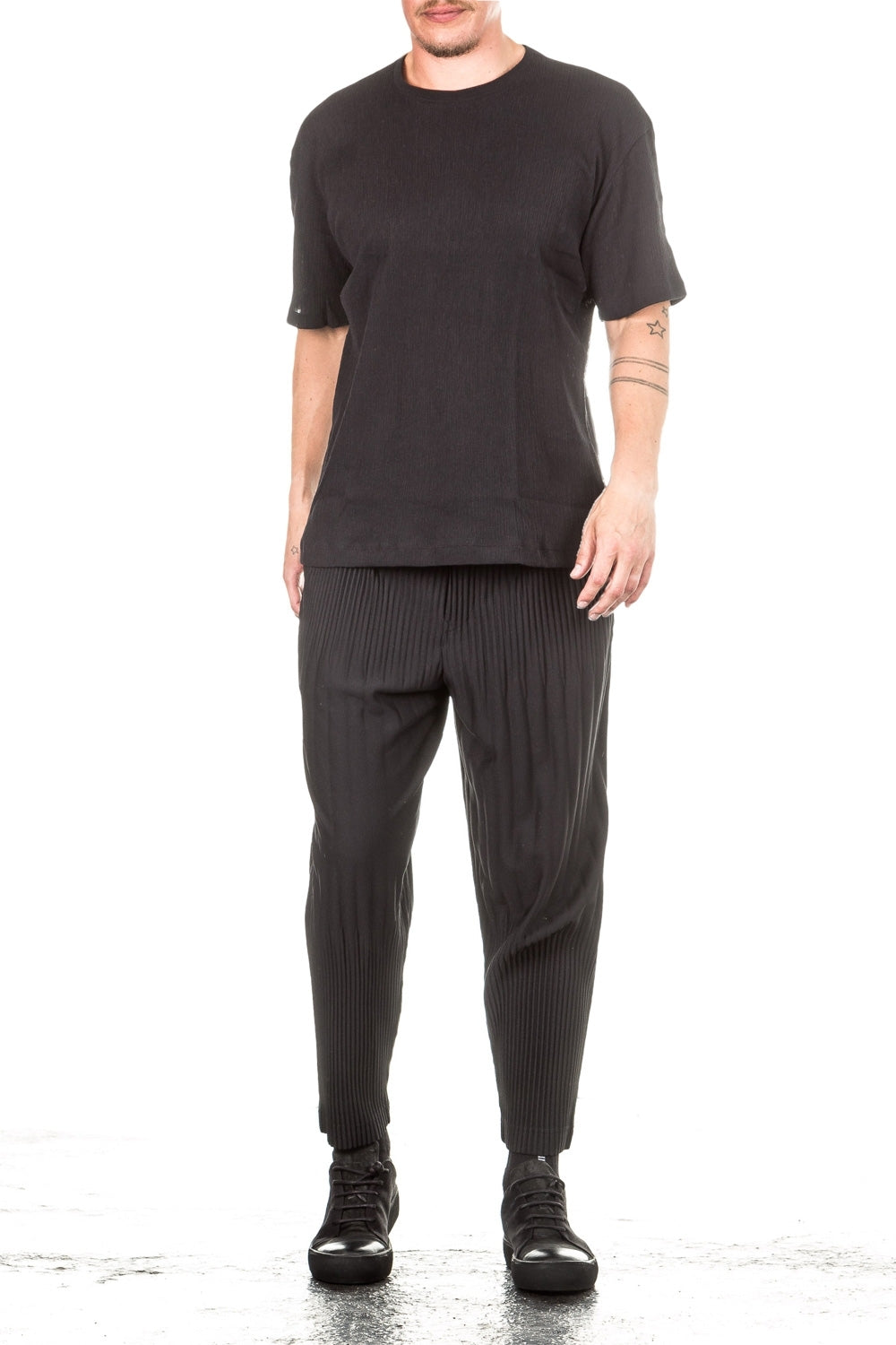 ISSEY MIYAKE Herren T-Shirt Crashed Look  schwarz Gr. 5