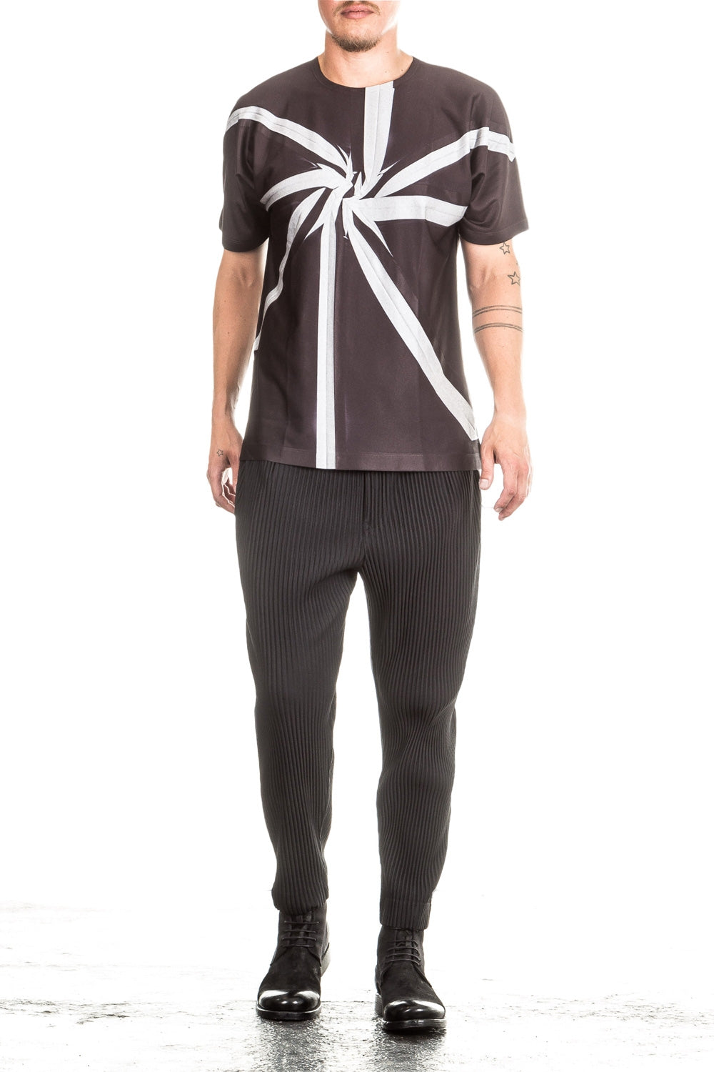 ISSEY MIYAKE Herren T-Shirt WRINKLE T schwarz