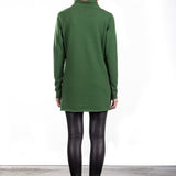 Katharina Hovman Damen langer Wollpullover mit Schalkragen grün