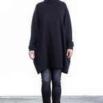 Katharina Hovman Damen Rollkragenpullover oversized schwarz
