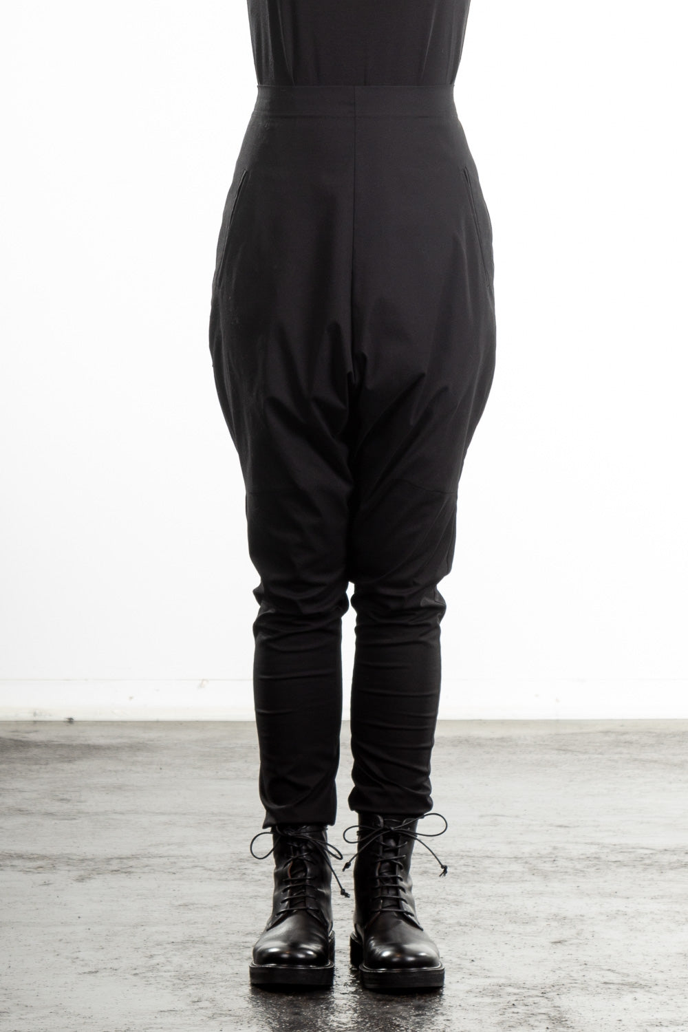 Rundholz Damen Sarouel Hose mit hohem Bund schwarz