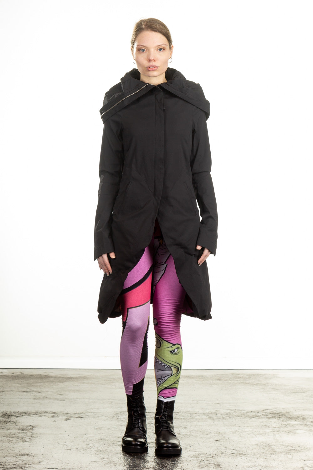 Rundholz Damen Mantel Comic schwarz