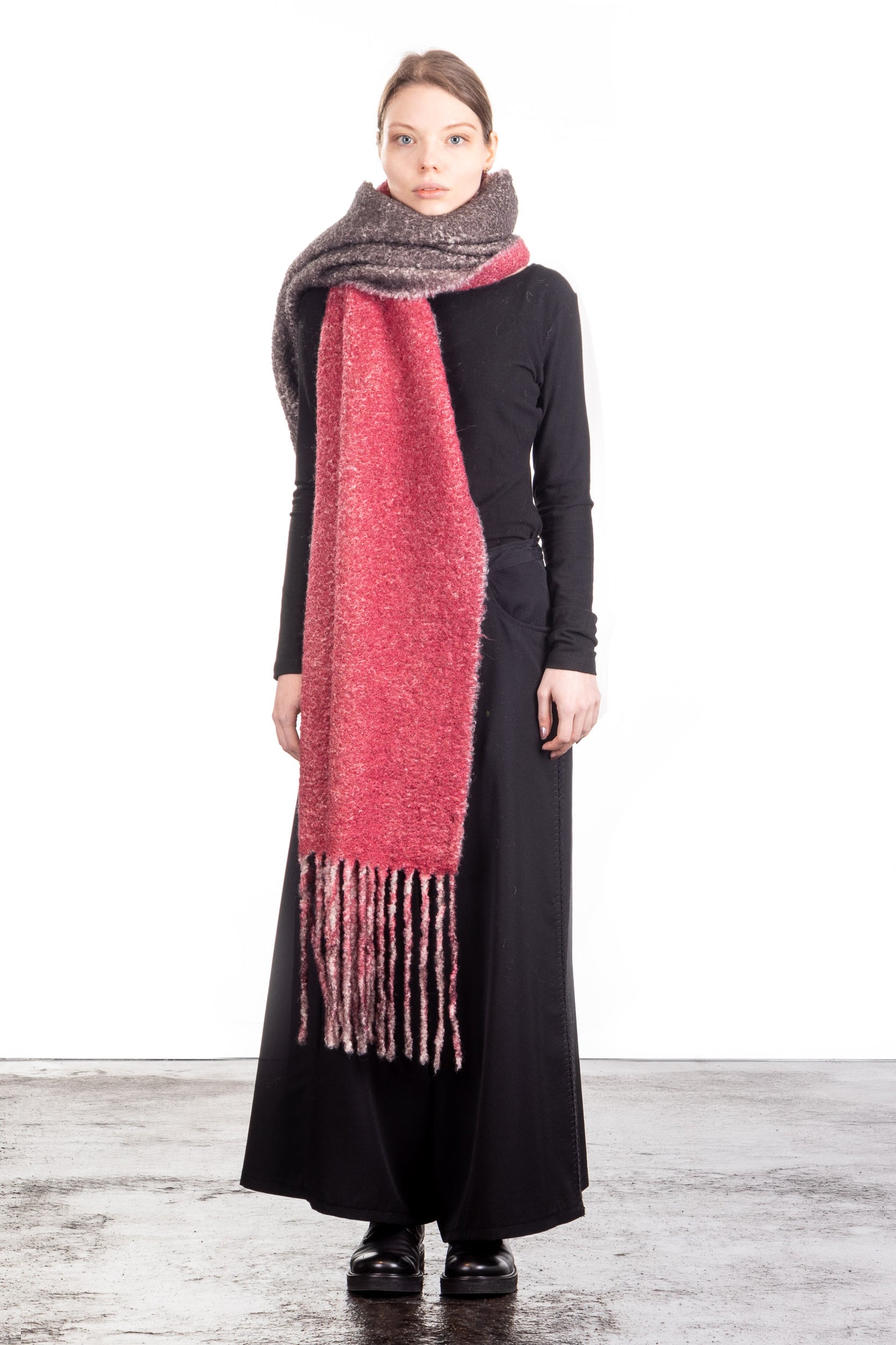 AVANT TOI Damen Strick Schal mit Fransen rot braun