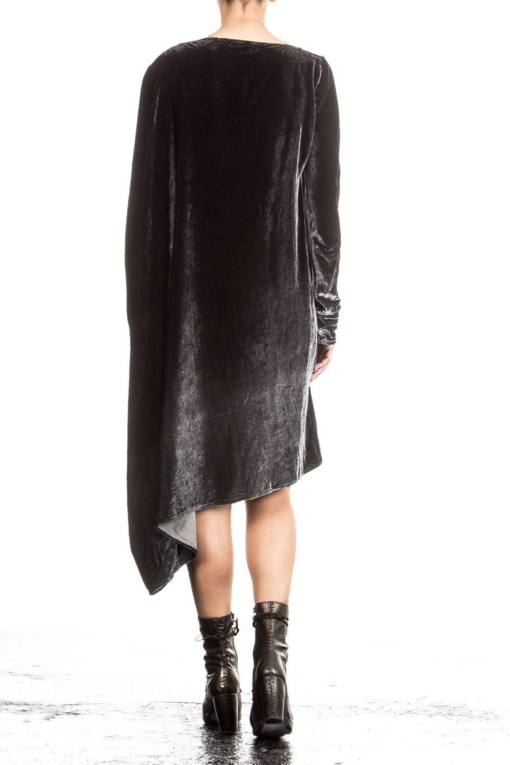 Masnada Damen Samtkleid oversized schwarz