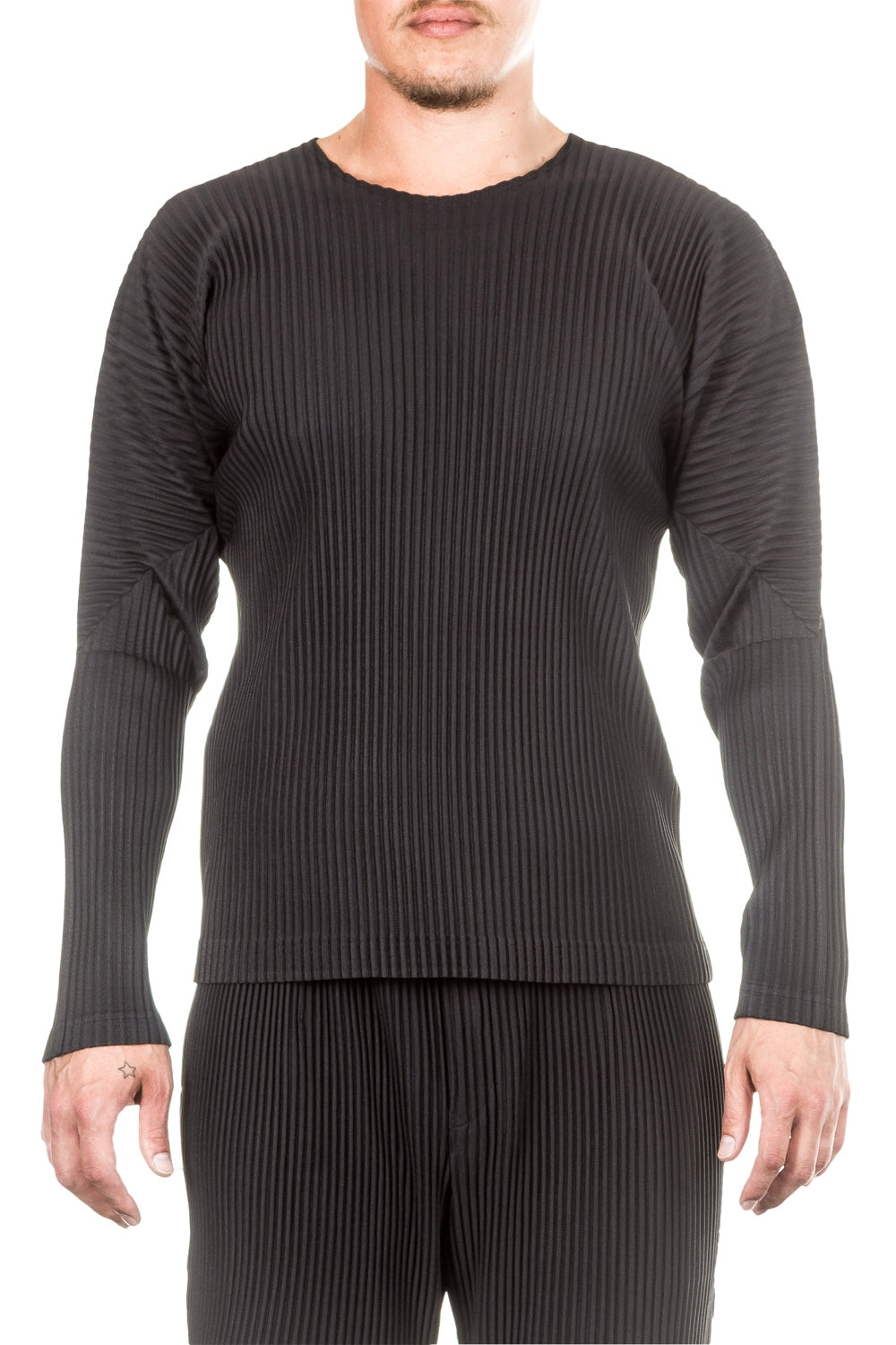 Homme Plissé Issey Miyake Herren longsleeve shirt schwarz