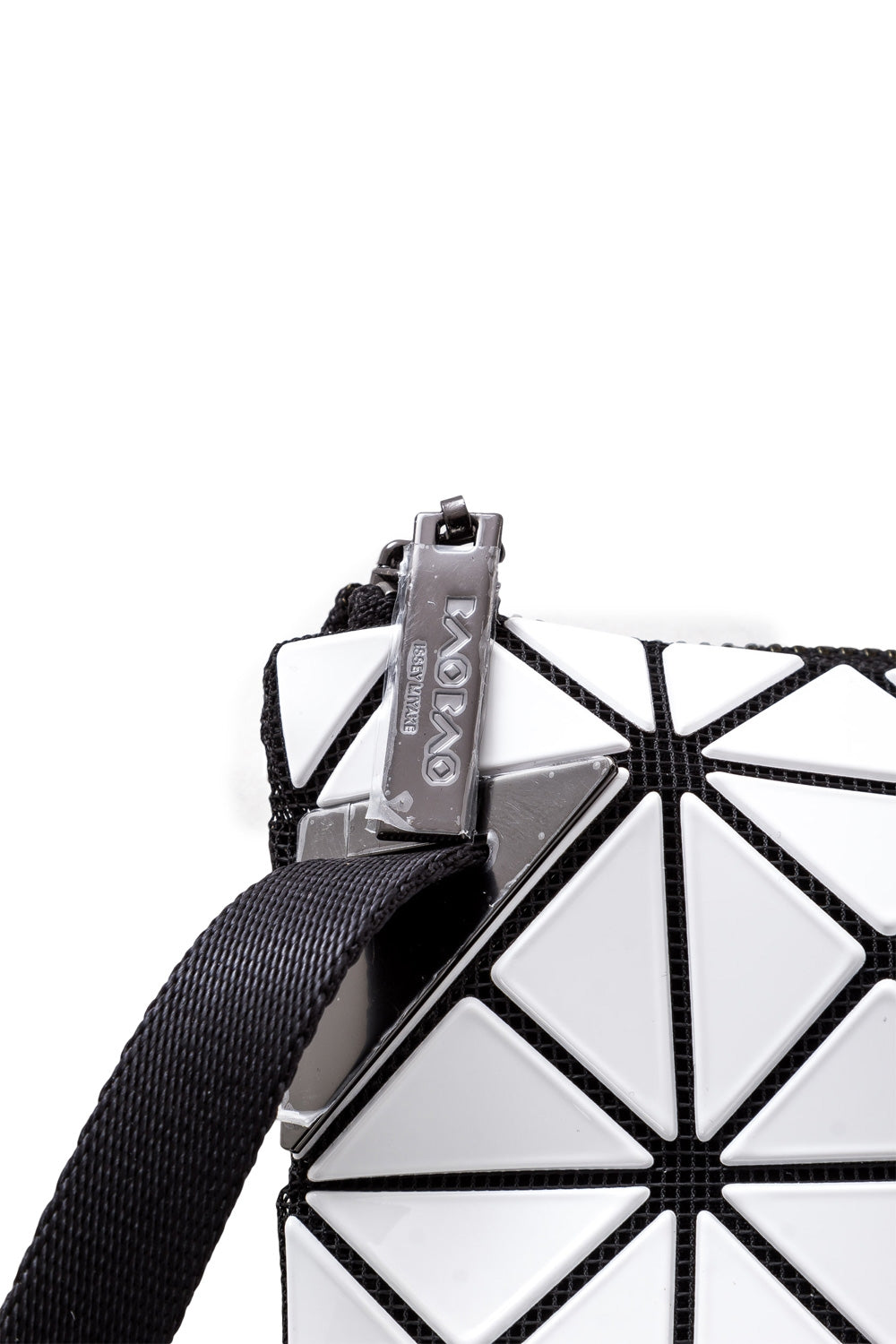 BAO BAO ISSEY MIYAKE Tasche PRISM SHOULDER weiß