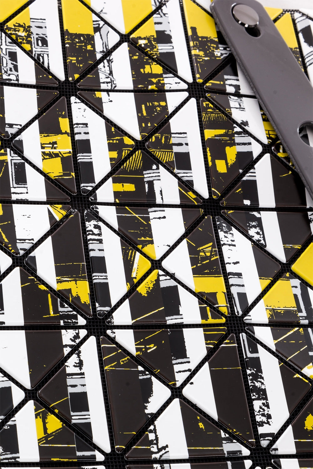 BAO BAO ISSEY MIYAKE Tasche gelb schwarz
