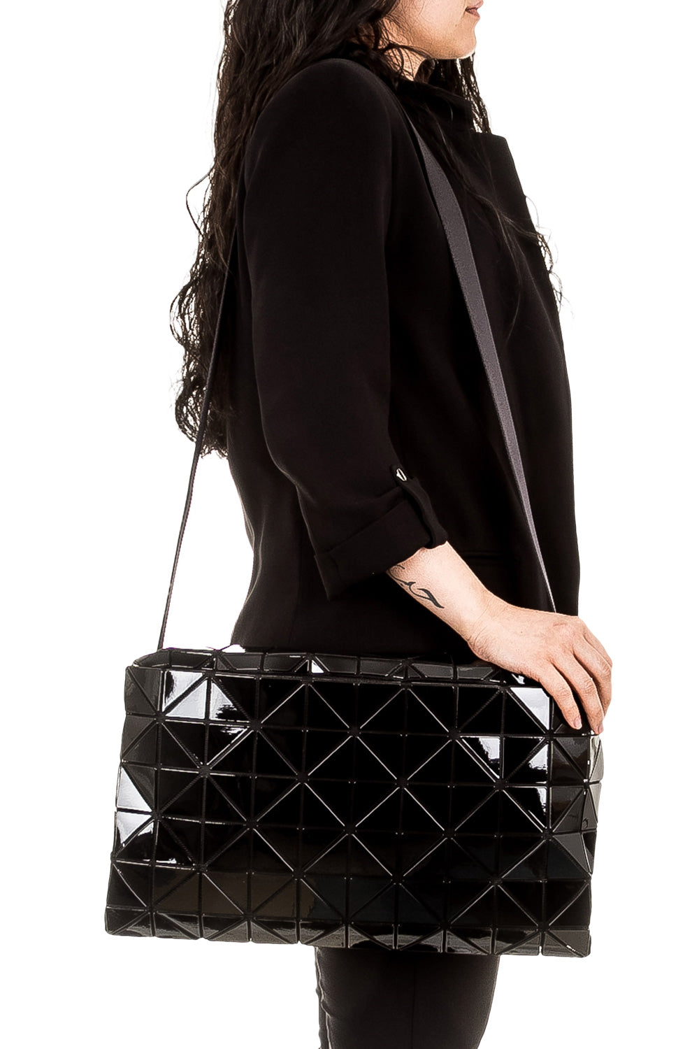 BAO BAO ISSEY MIYAKE CARTON S LARGE MESSENGER BAG  schwarz
