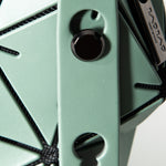 BAO BAO ISSEY MIYAKE Handtasche BOSTON khaki grün Griff Detail