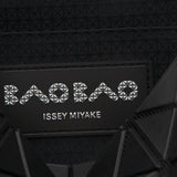 BAO BAO ISSEY MIYAKE Handtasche VALLEY mattschwarz Innenlabel und Branding