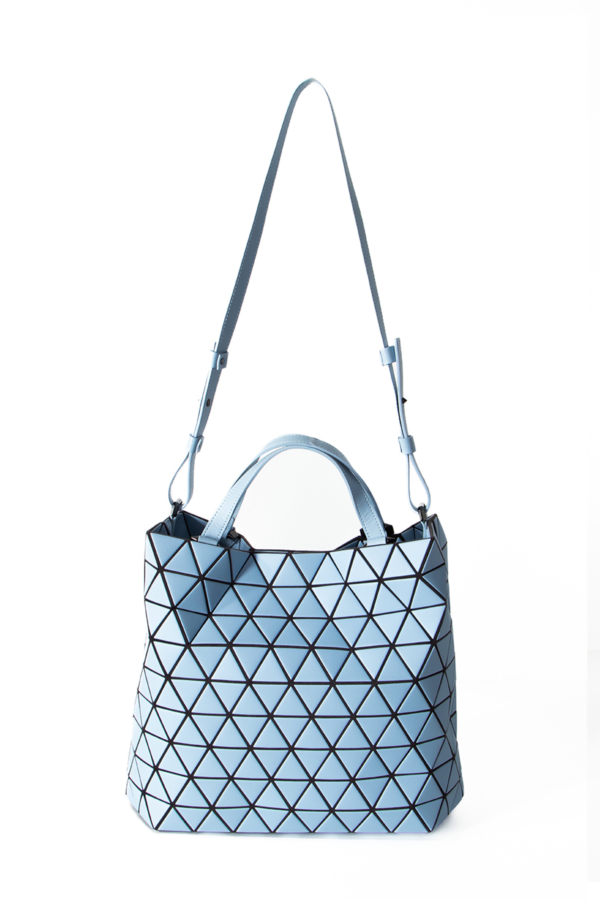 BAO BAO ISSEY MIYAKE Handtasche CRYSTAL MATTE hellblau Frontansicht