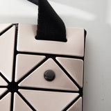 BAO BAO ISSEY MIYAKE Umhängetasche LUCENT beige Detail