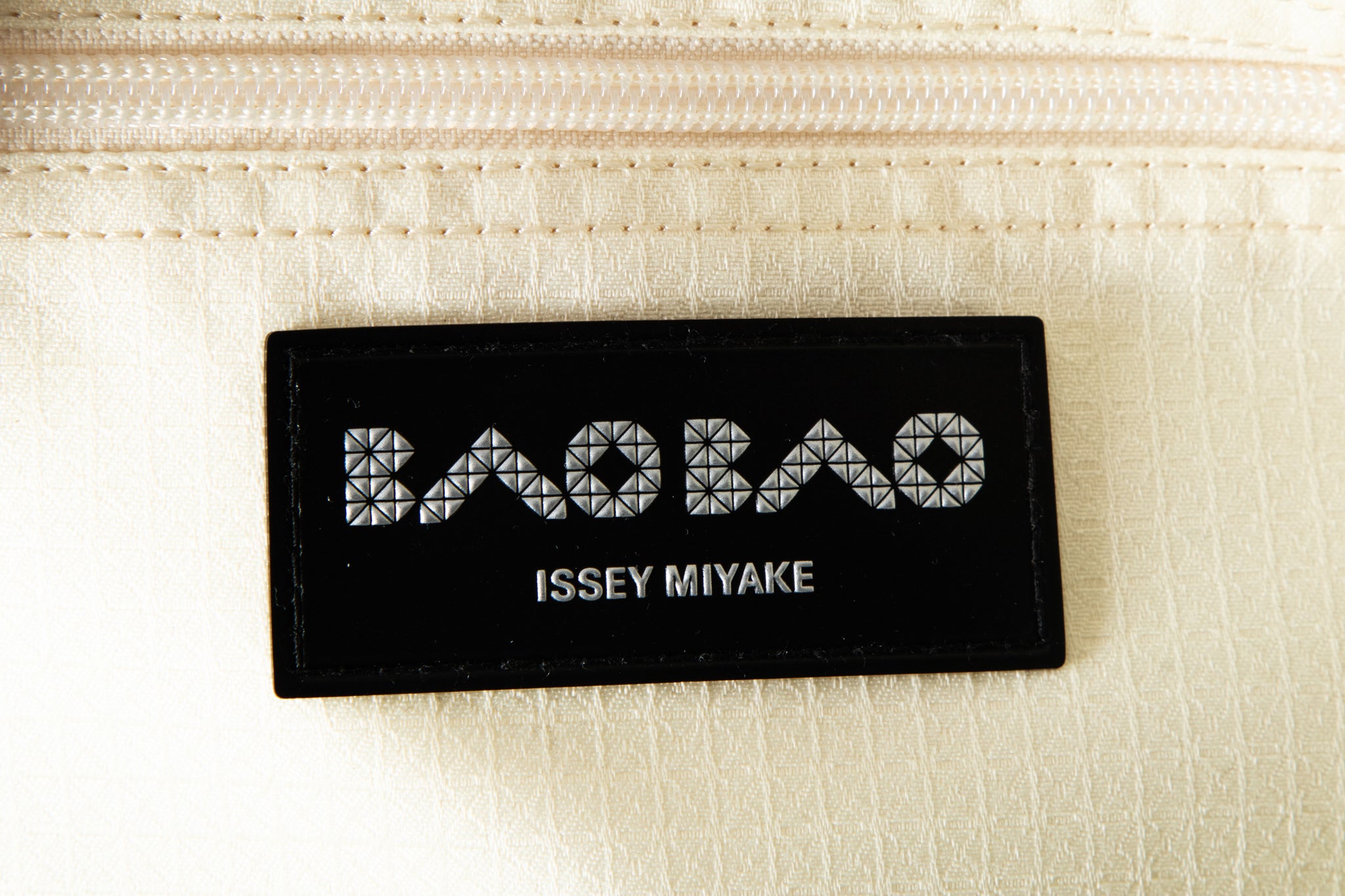 BAO BAO ISSEY MIYAKE Shopper PRISM PLUS elfenbein – Ansicht 5