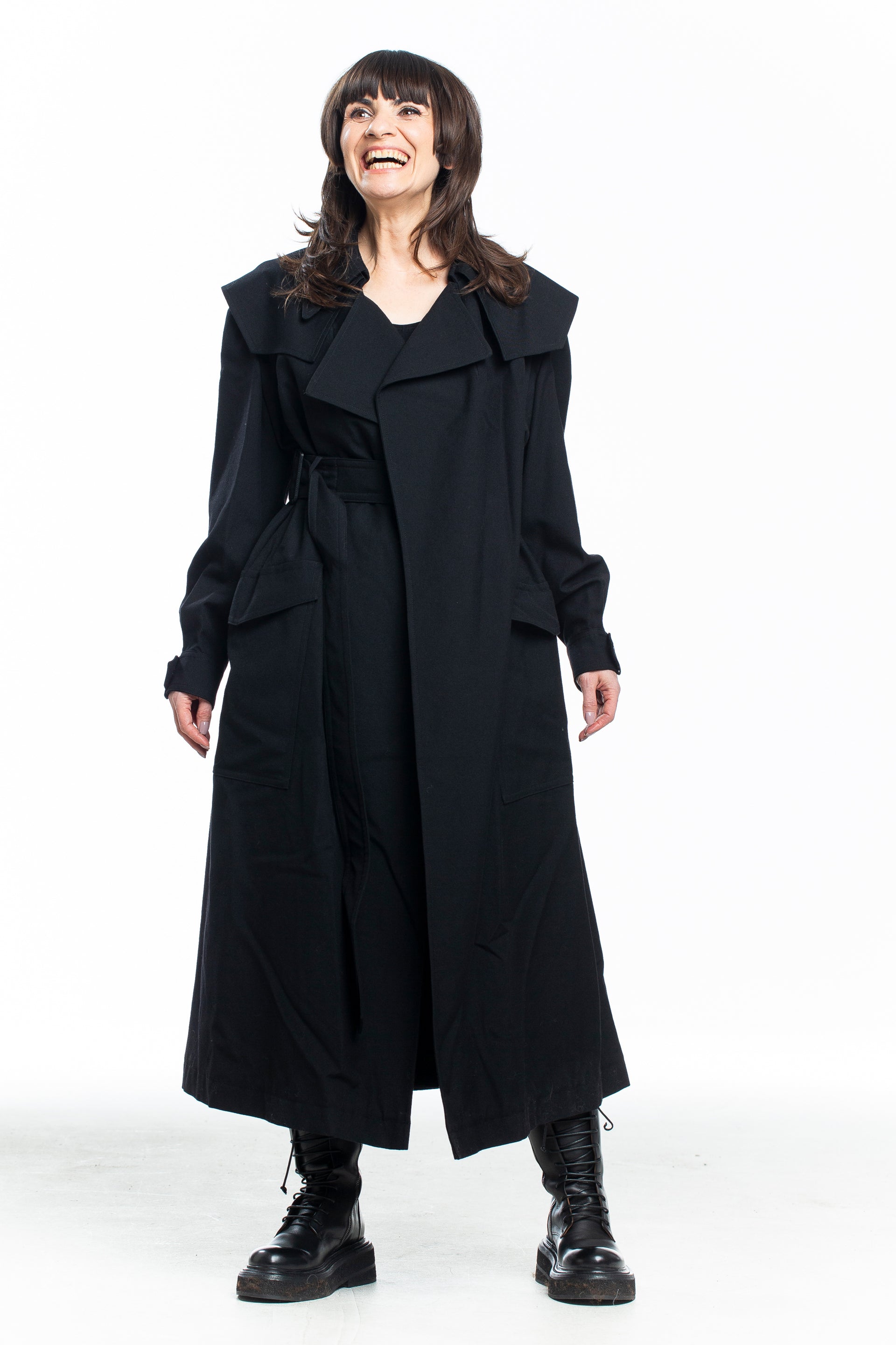 Y_s_Yohji_Yamamoto_Mantel_Guer 