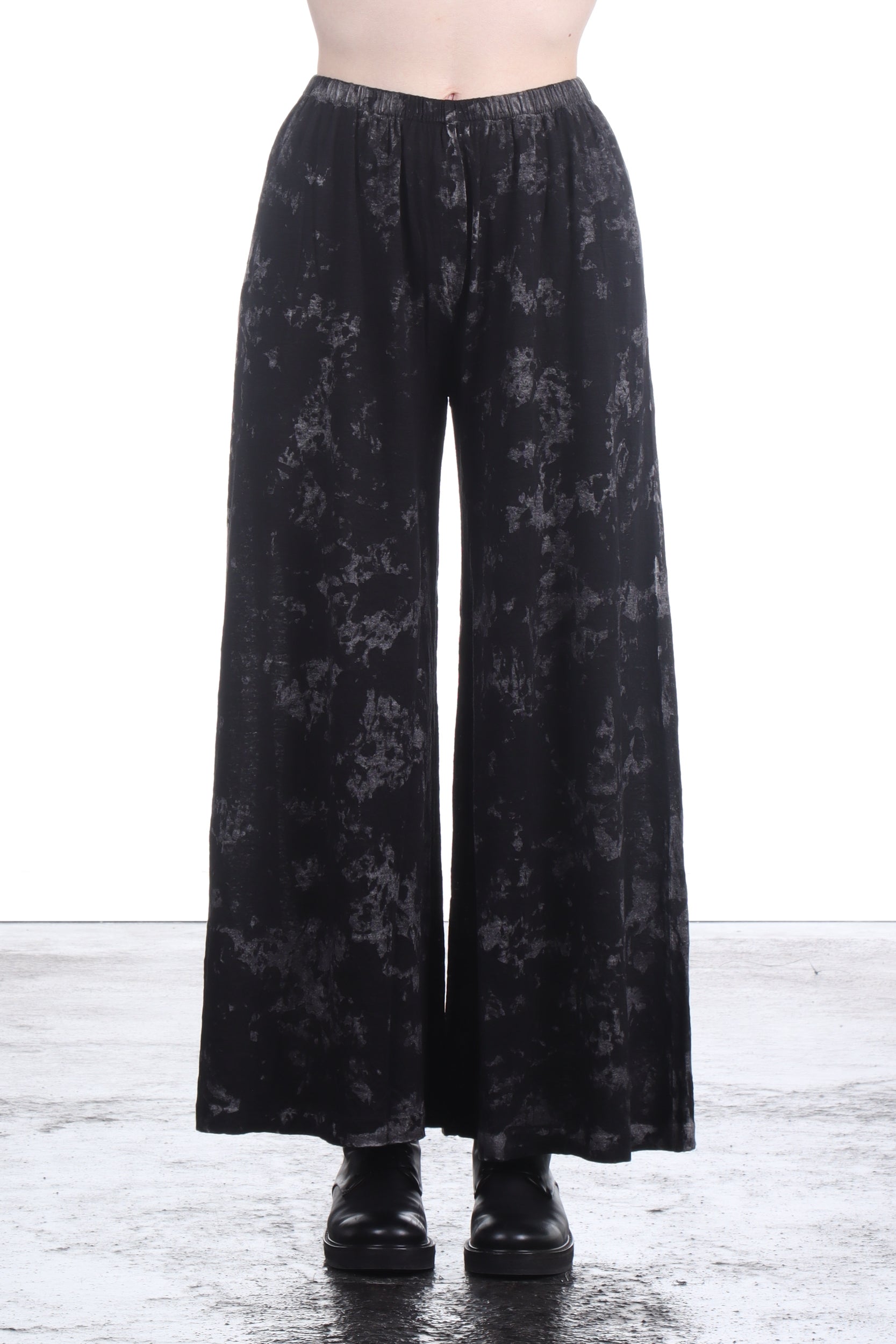 AVANT TOI Damen Hose weit mit elastischem Bund Camouflage schwarz grau