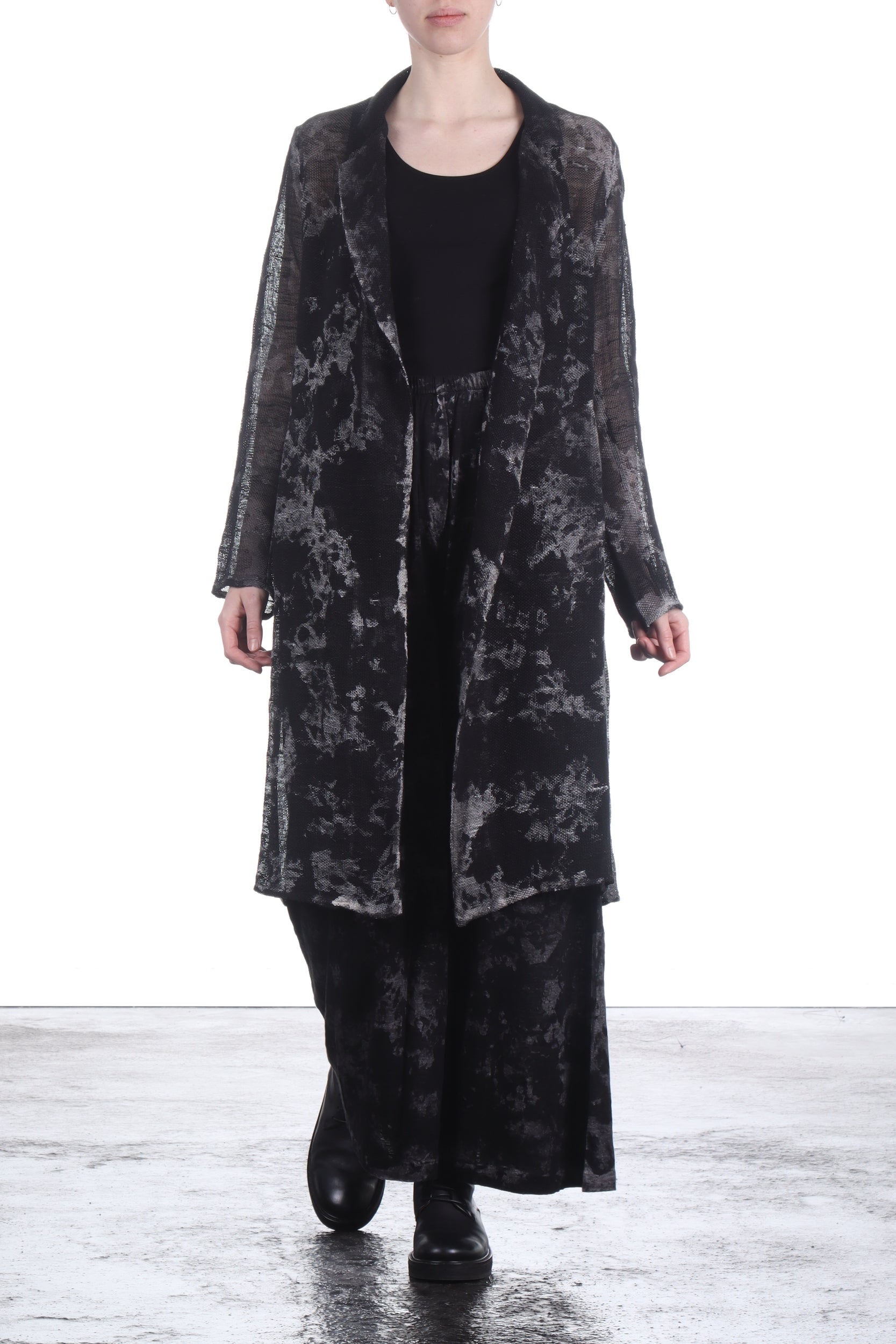 AVANT TOI Damen Leinen Jacke Camouflage schwarz grau