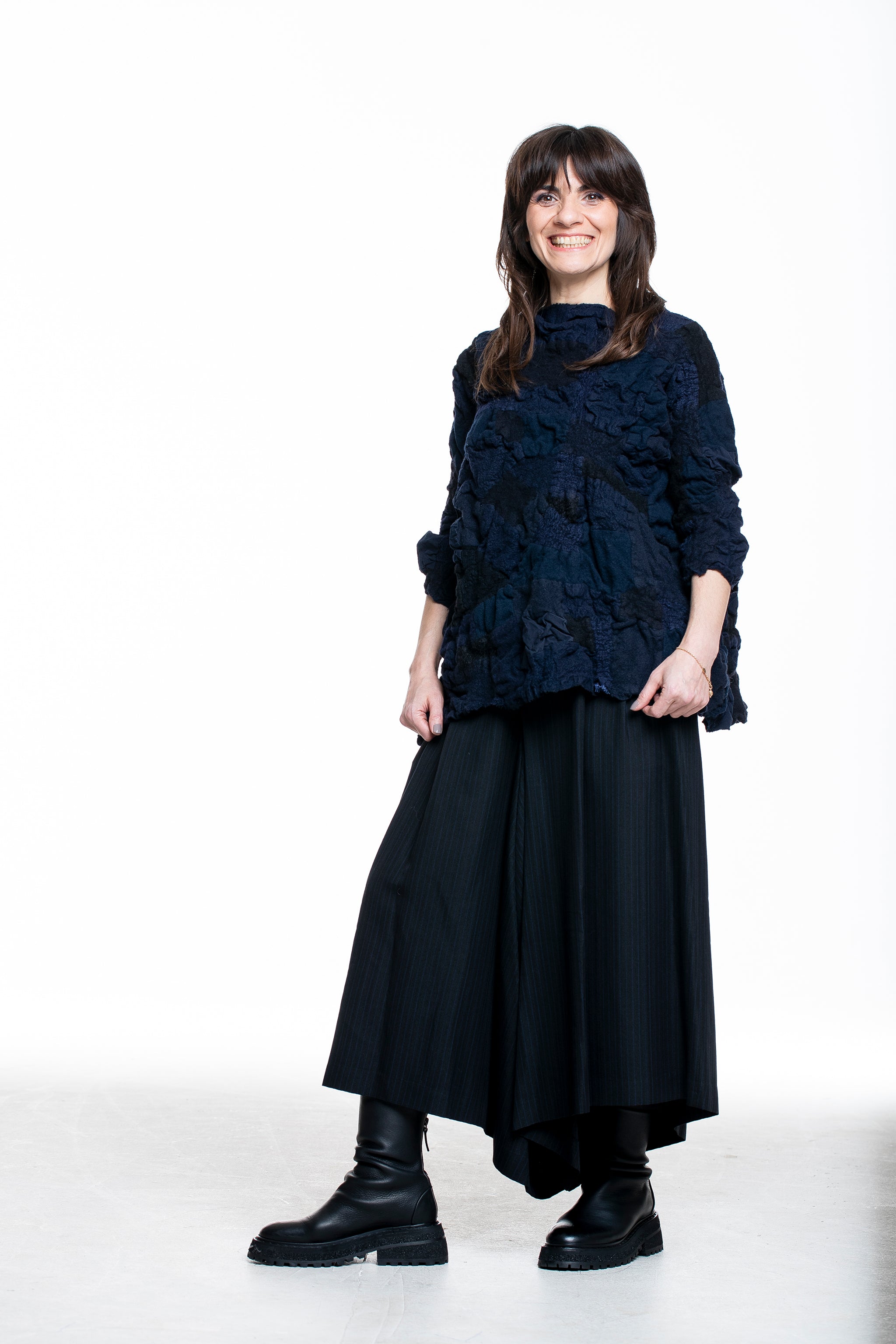 Daniela Gregis Damen Oversized Shirt Mosaik-Effekt dunkelblau - Seitenanscht