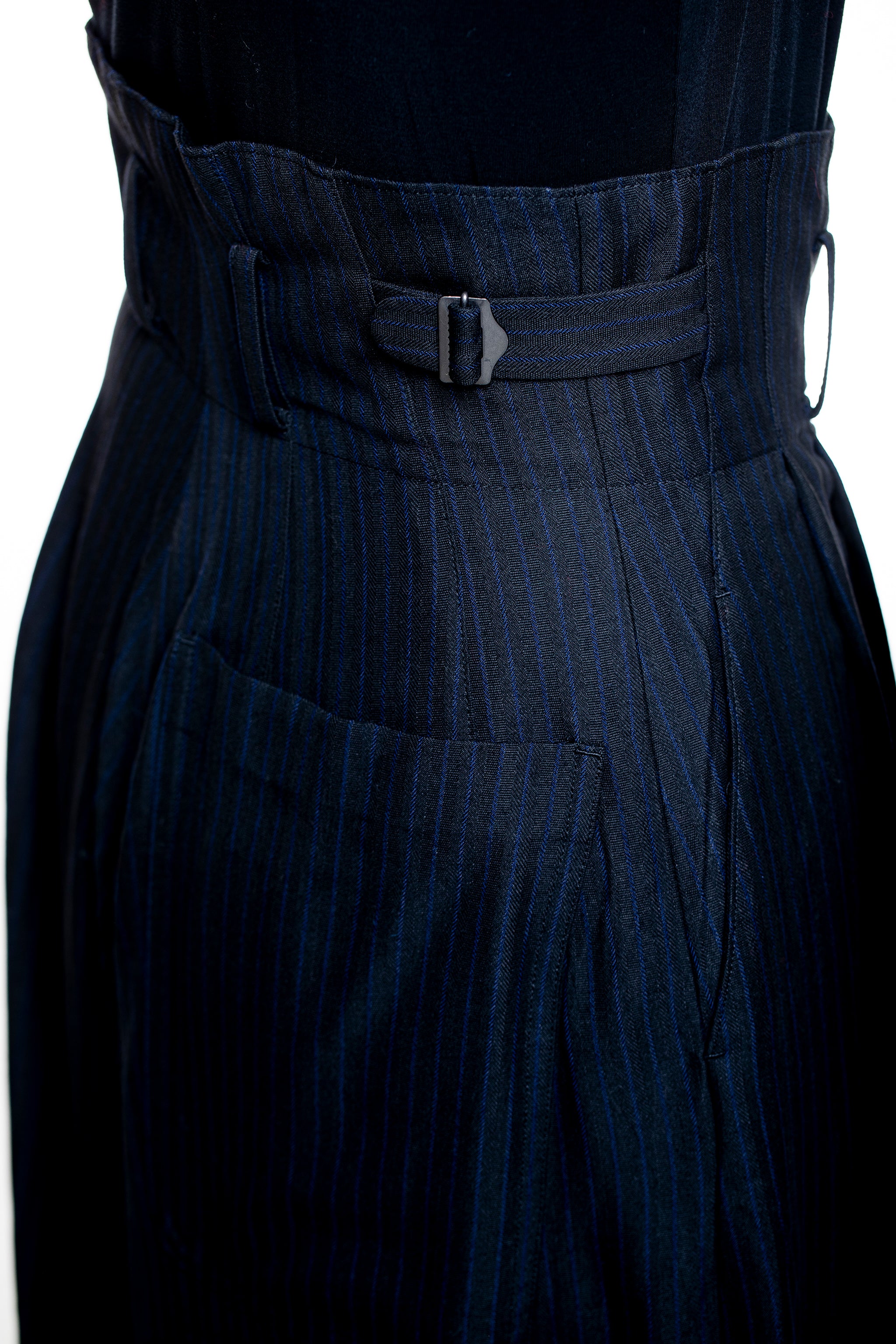 Y's Yohji Yamamoto Damen Hosenrock Asymmetrisch gestreift schwarz Detail Seitlich Bund