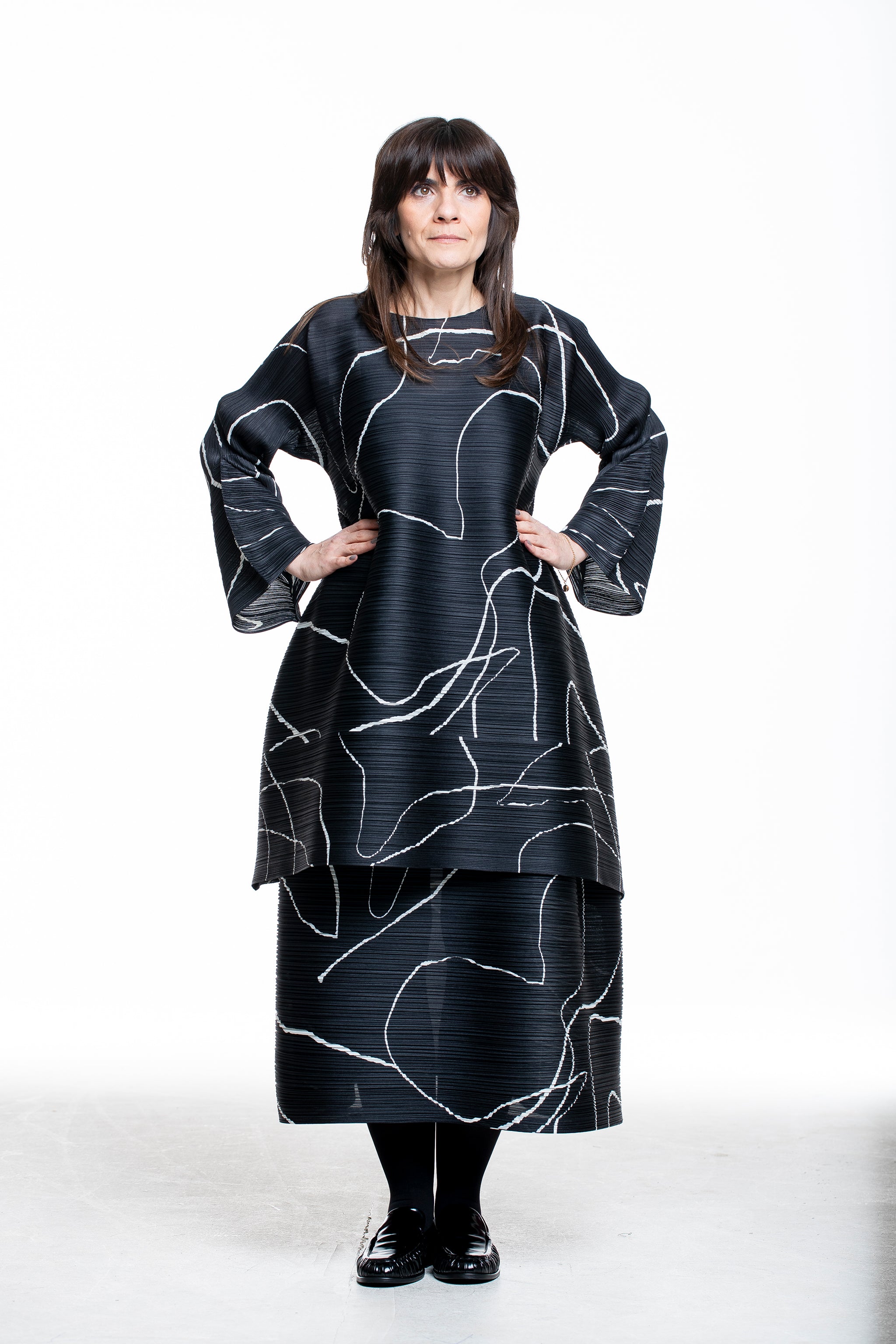 Pleats Please Issey Miyake Damen Plissee Rock PAUSE schwarz - Look mit Oberteil