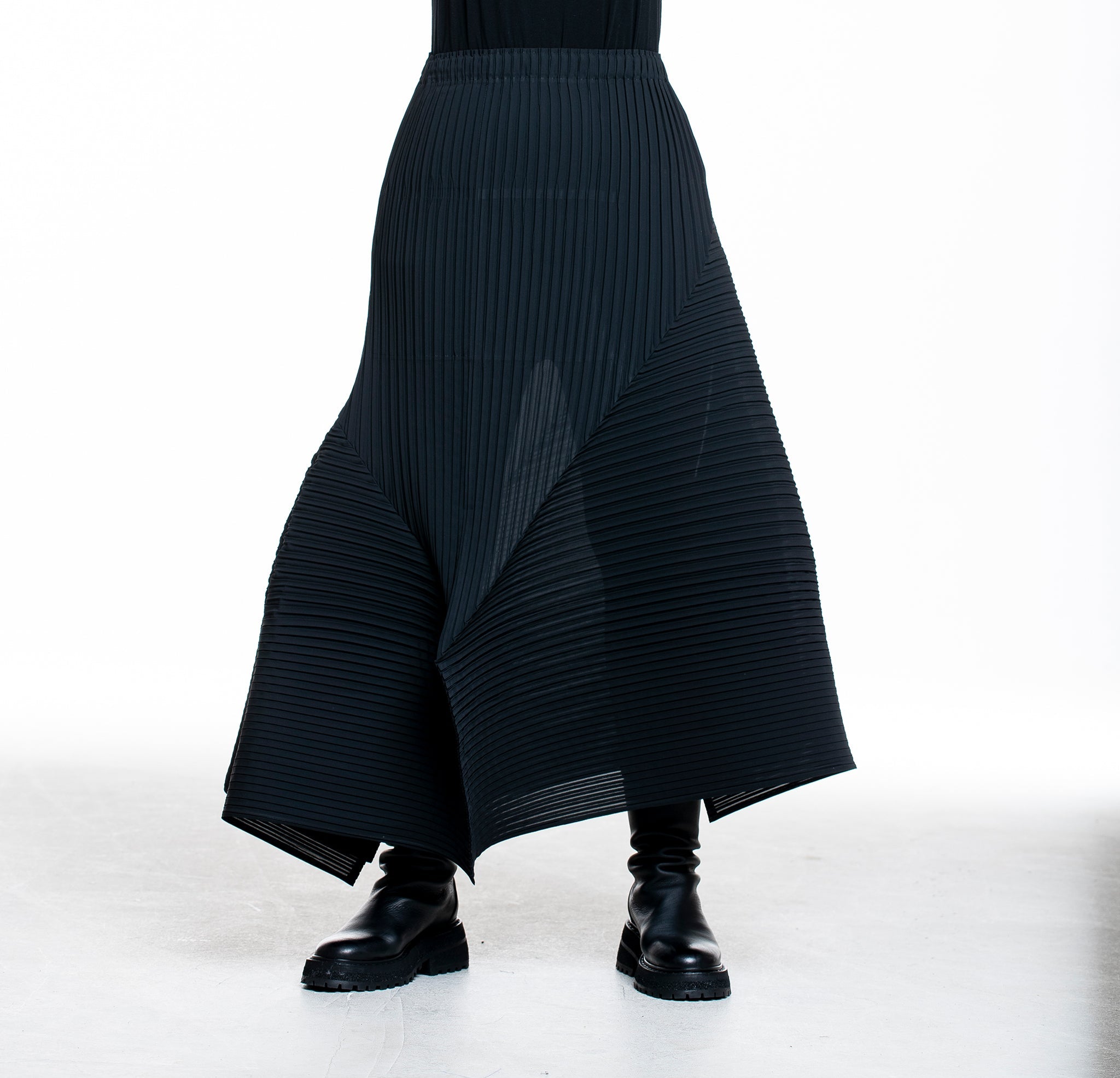 Issey Miyake Damen Plissee Rock FOLD PLEATS schwarz