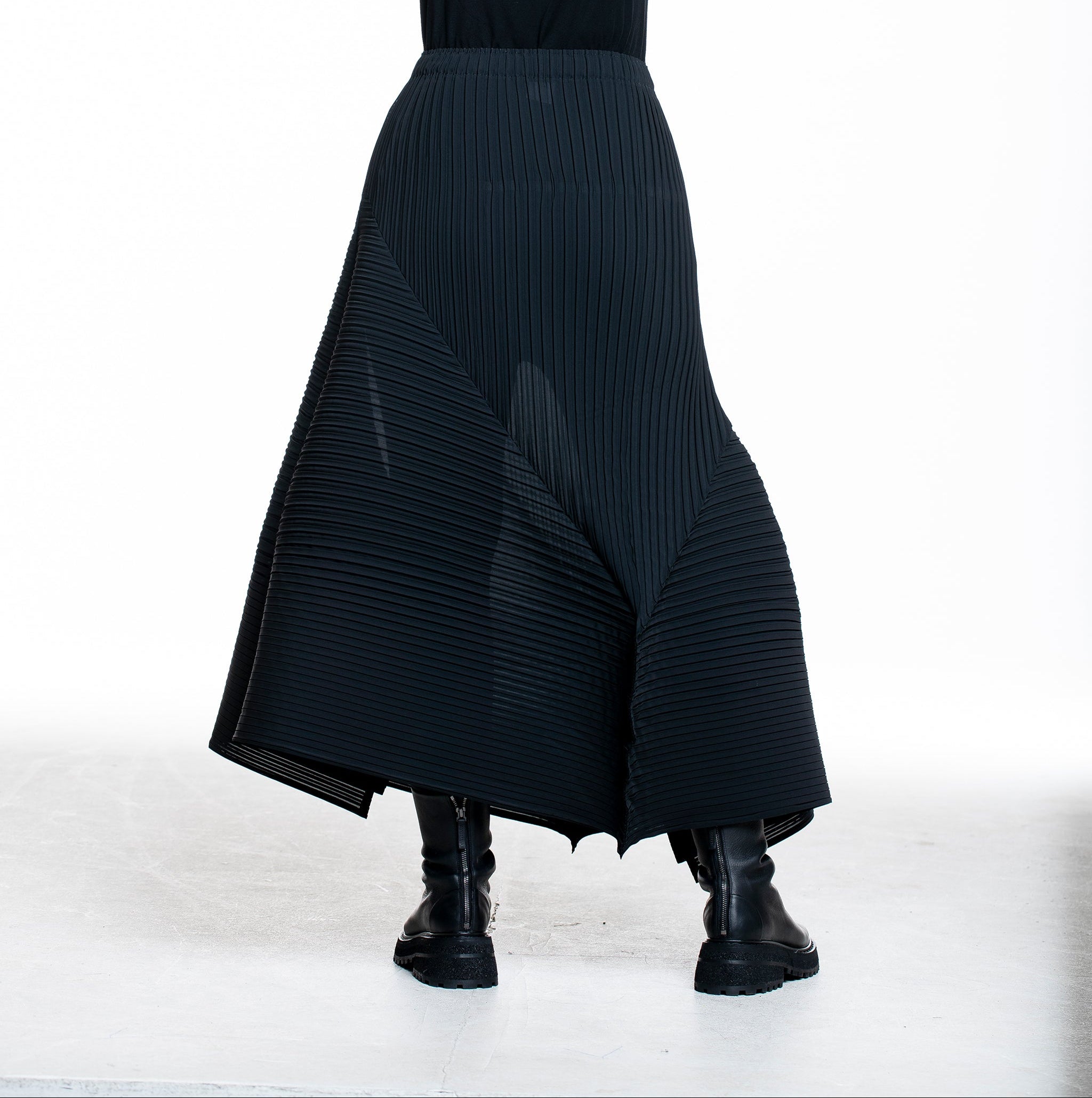 Issey Miyake Damen Plissee Rock FOLD PLEATS schwarz - Rückansicht