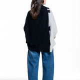 Suzusan Damen Kaschmir Cape schwarz hellgrau - drappiert Rückansicht