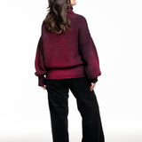 Avant Toi Damen Knit Pullover weinrot mit Strassapplikationen –