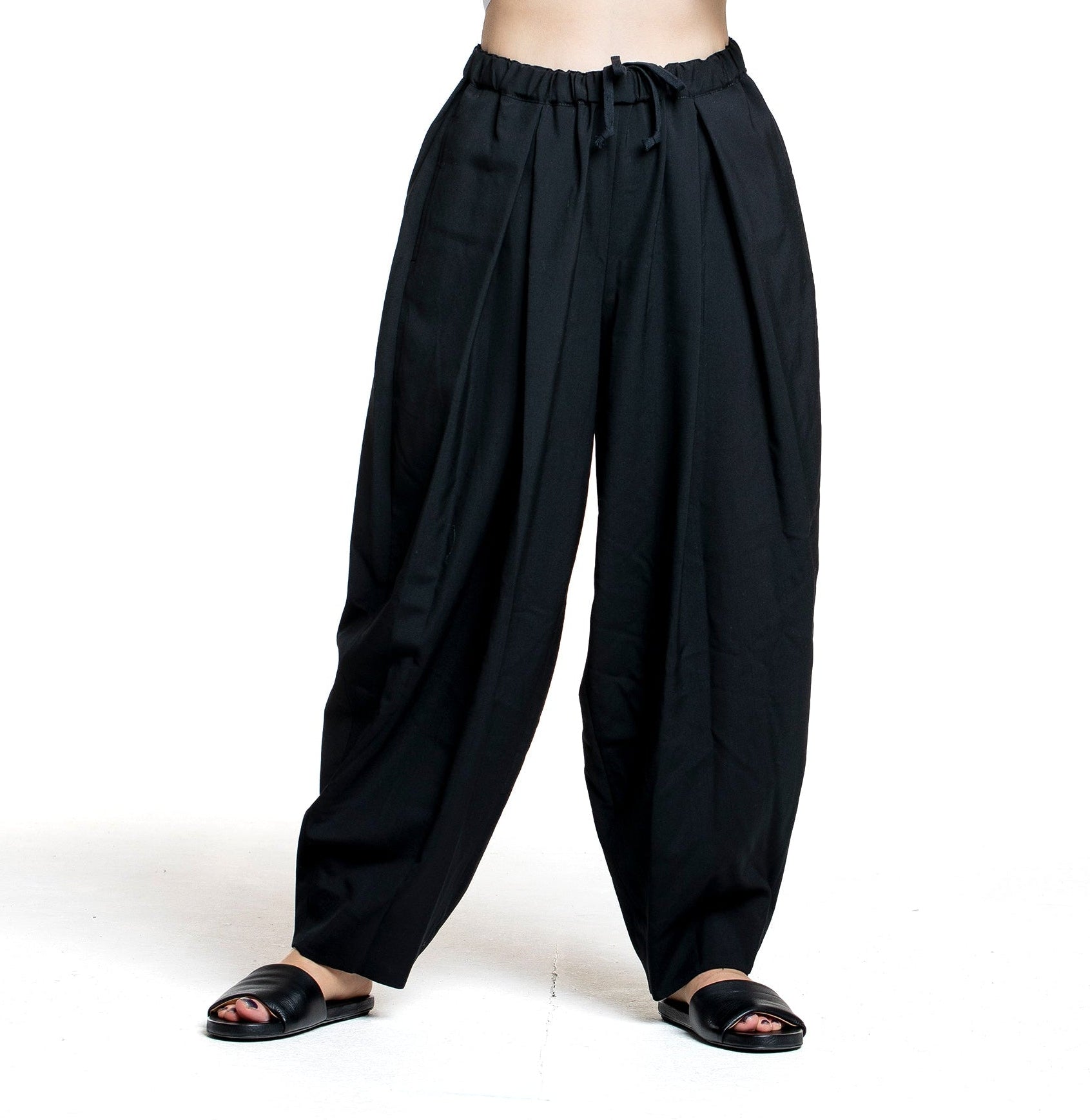 Comme des Garçons Damen Ballonhose schwarz SS 2026 Vorderansicht