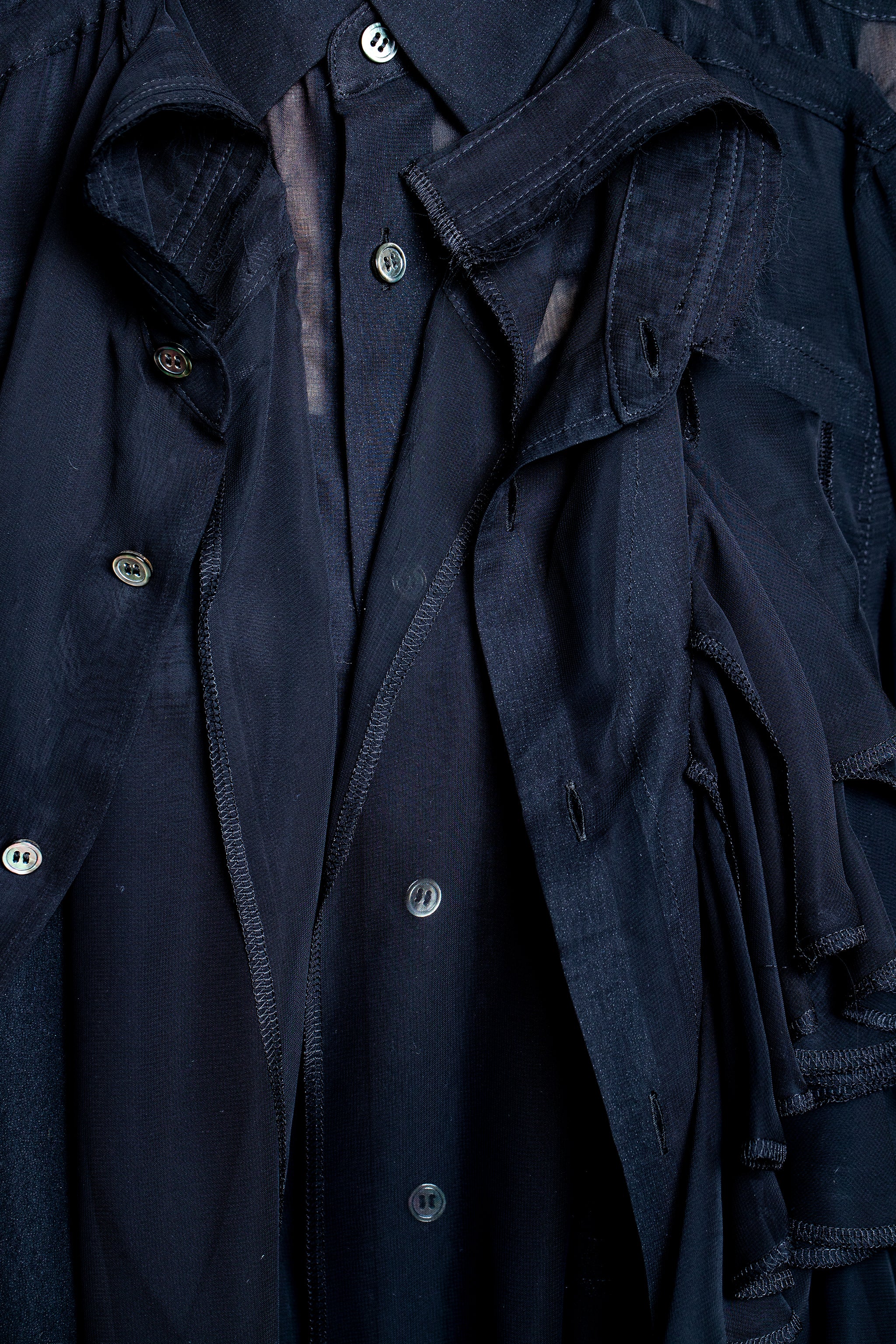 Comme des Garçons Bluse schwarz Detail Vorderseite