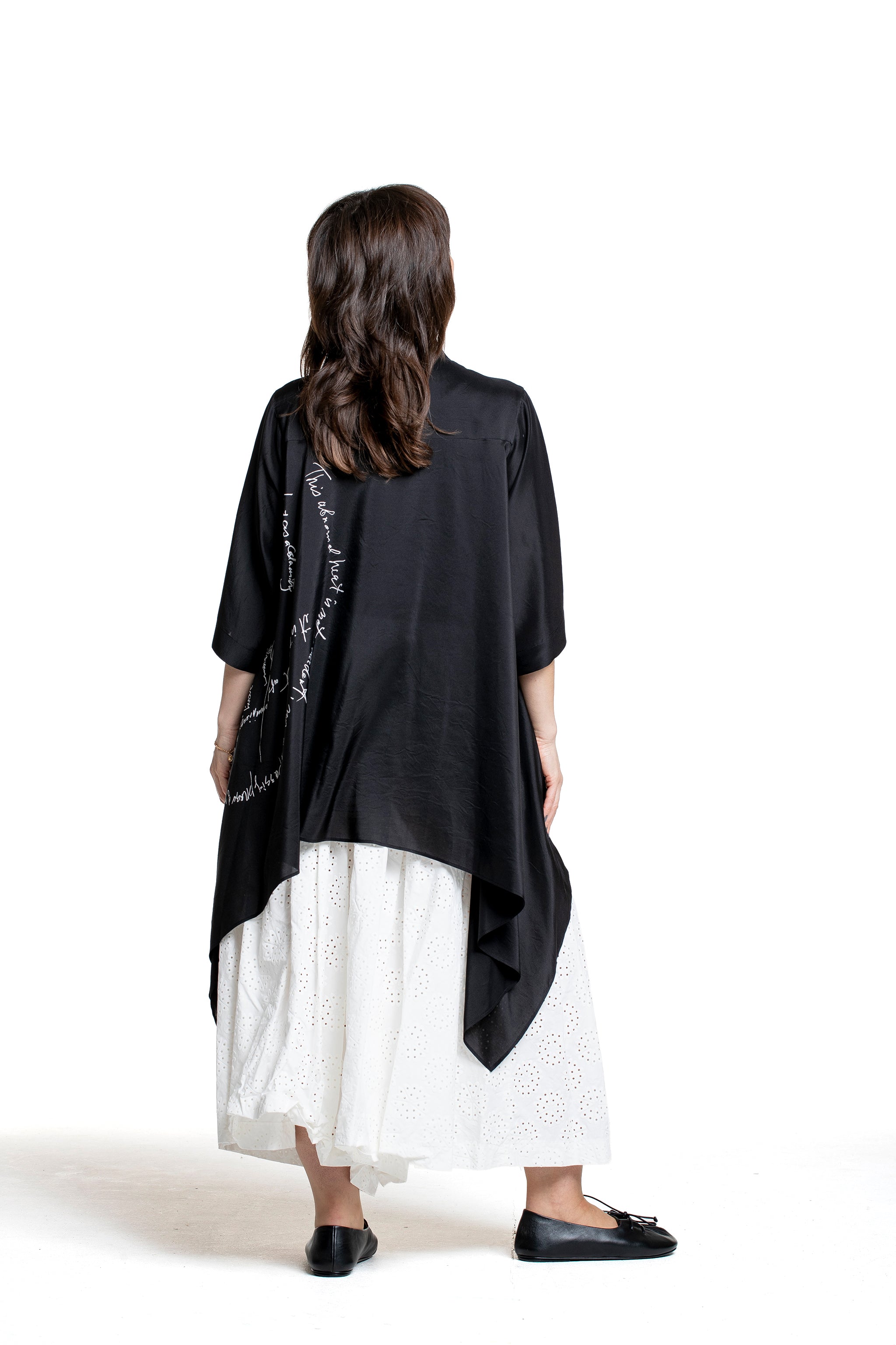 Yohji Yamamoto Damen Seidenbluse mit Print schwarz Rückansicht