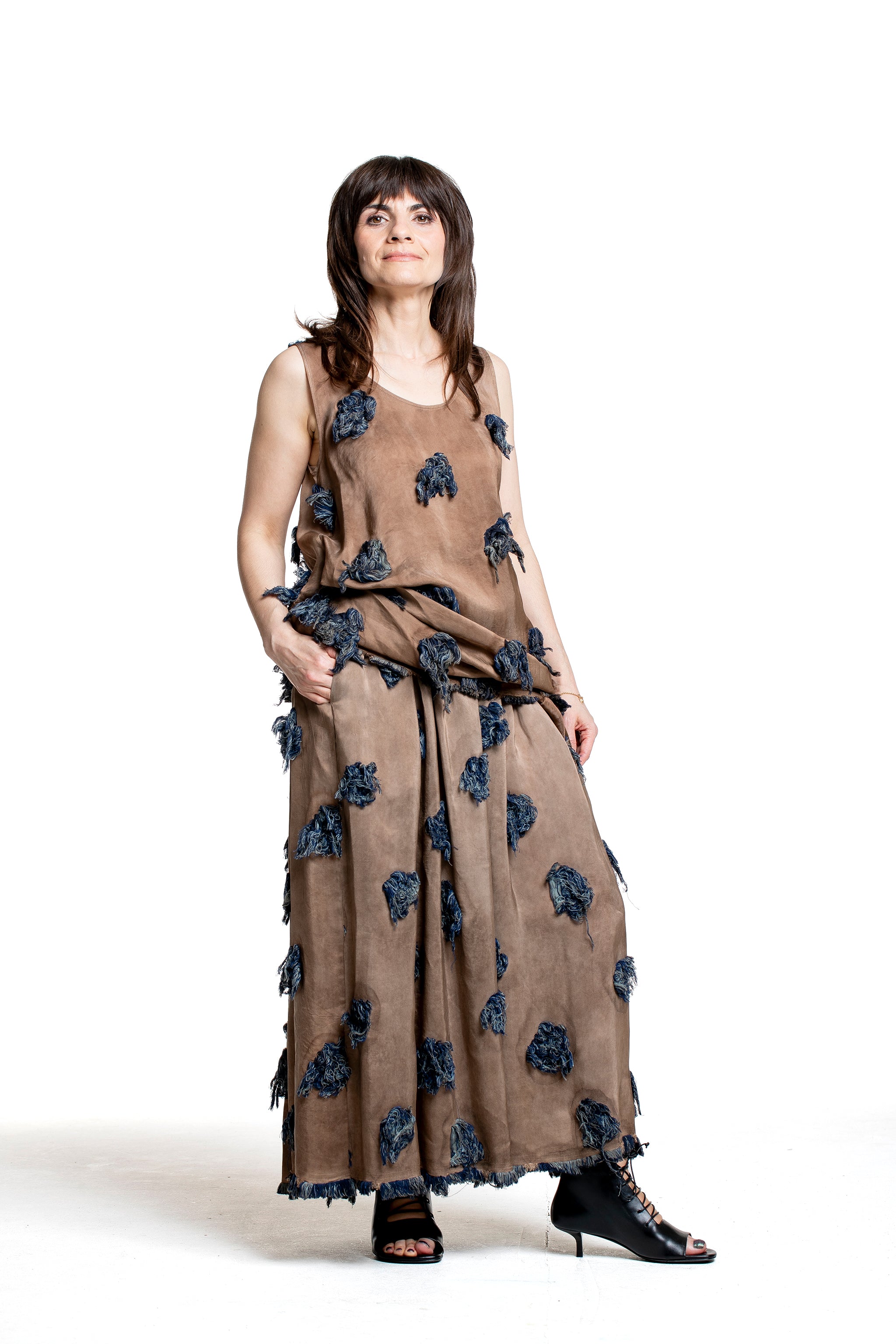 Uma Wang Tara Top beige getragen mit passendem Gillian Rock
