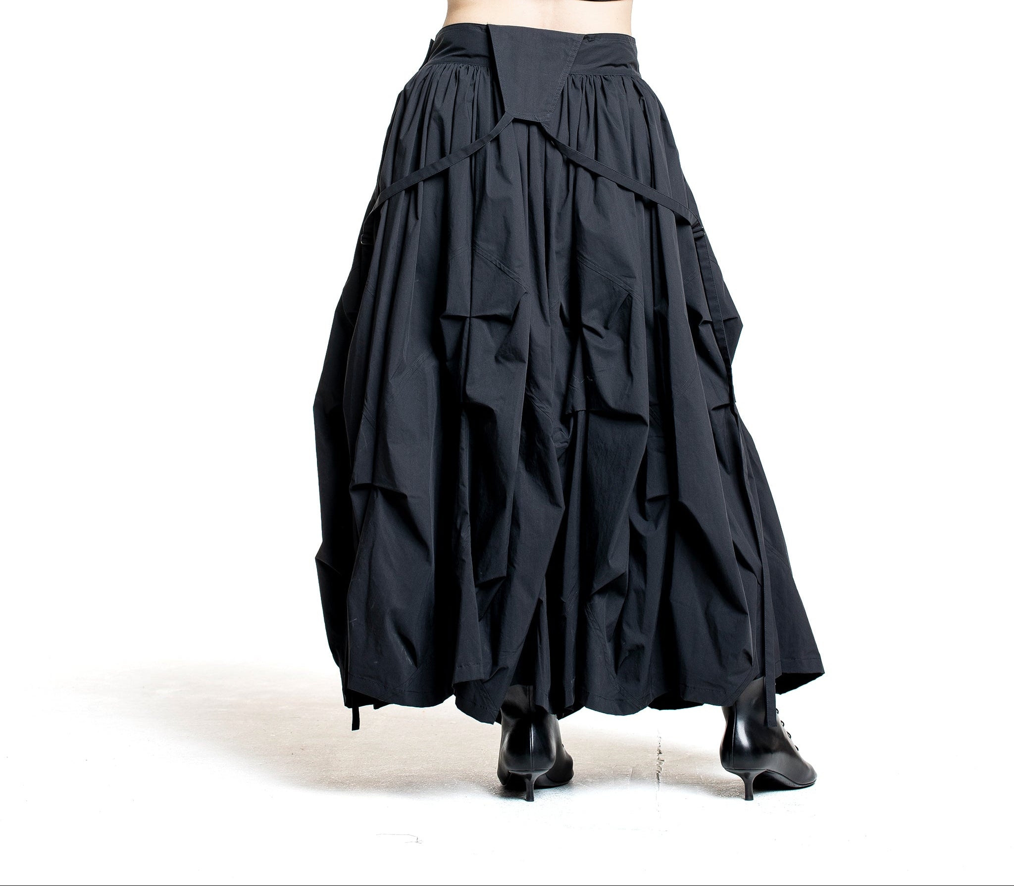 Yohji Yamamoto Damen Avantgarde Trägerrock schwarz Rückansicht