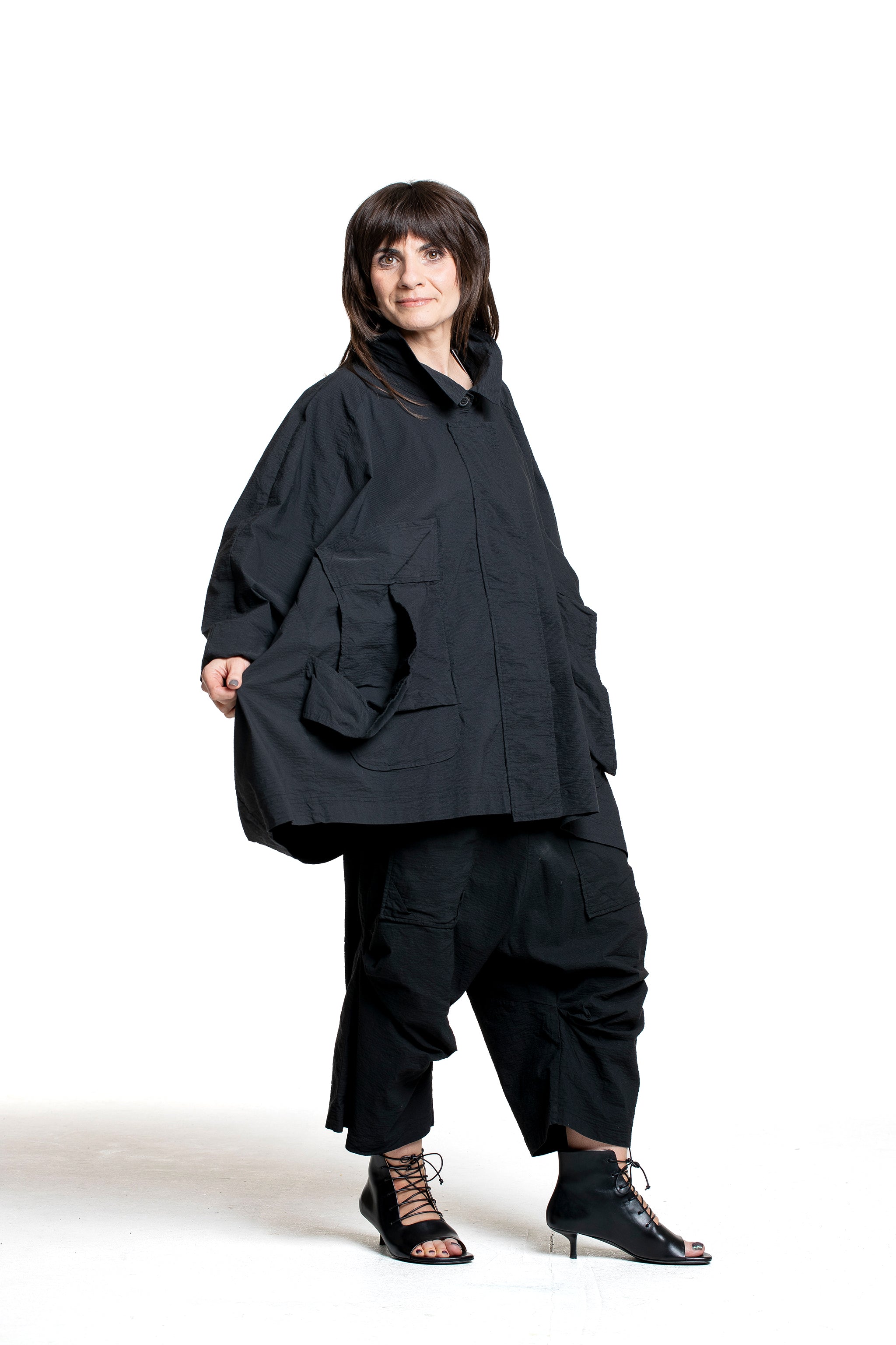 Rundholz Damen Sarouel Hose mit hohem Bund schwarz Gesamtlook