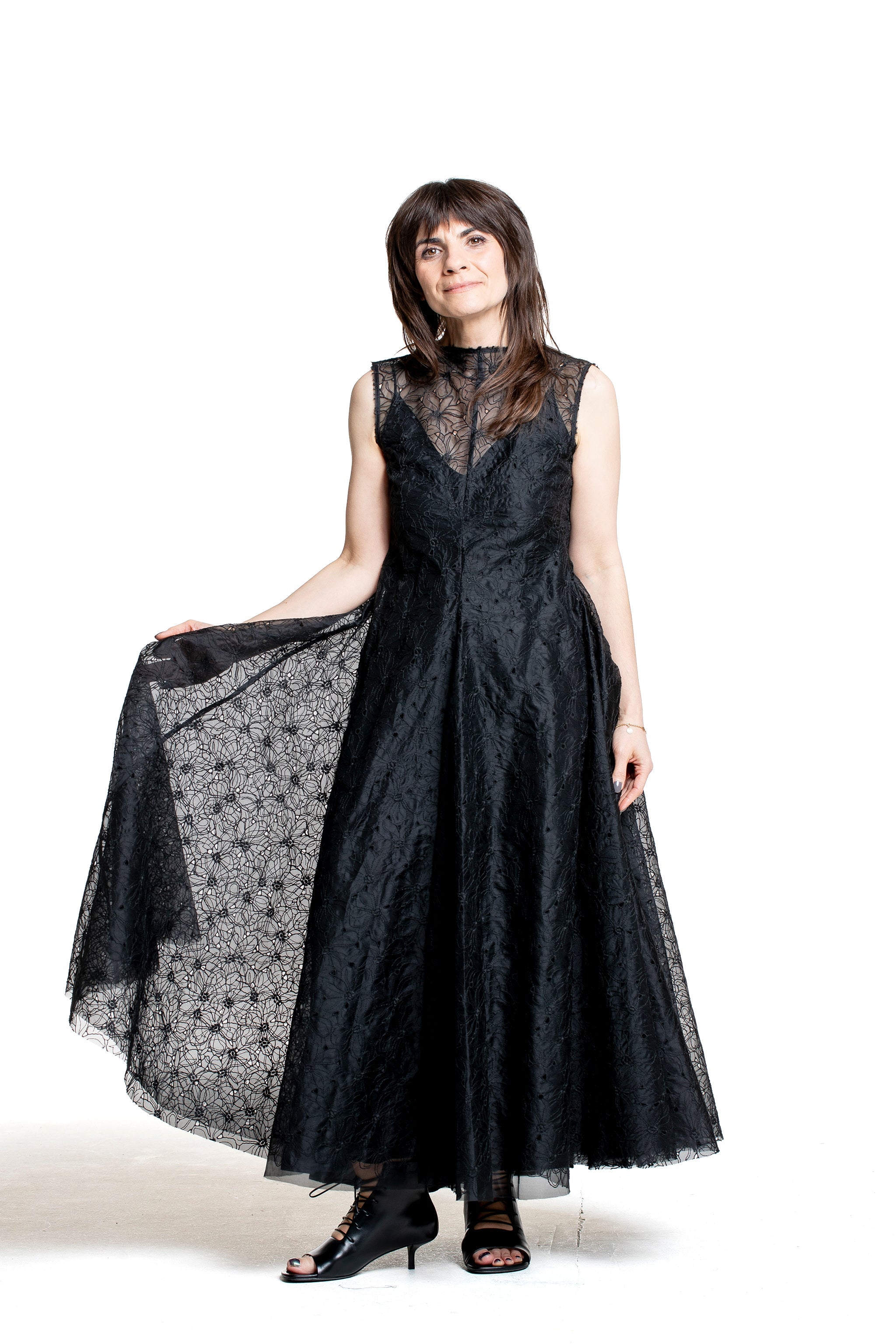 Marc Le Bihan Damen Organza-Kleid schwarz – Frontansicht mit ausgestelltem Rock