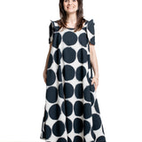 Rundholz Damen Midikleid Punkte Print schwarz-weiß Frontansicht
