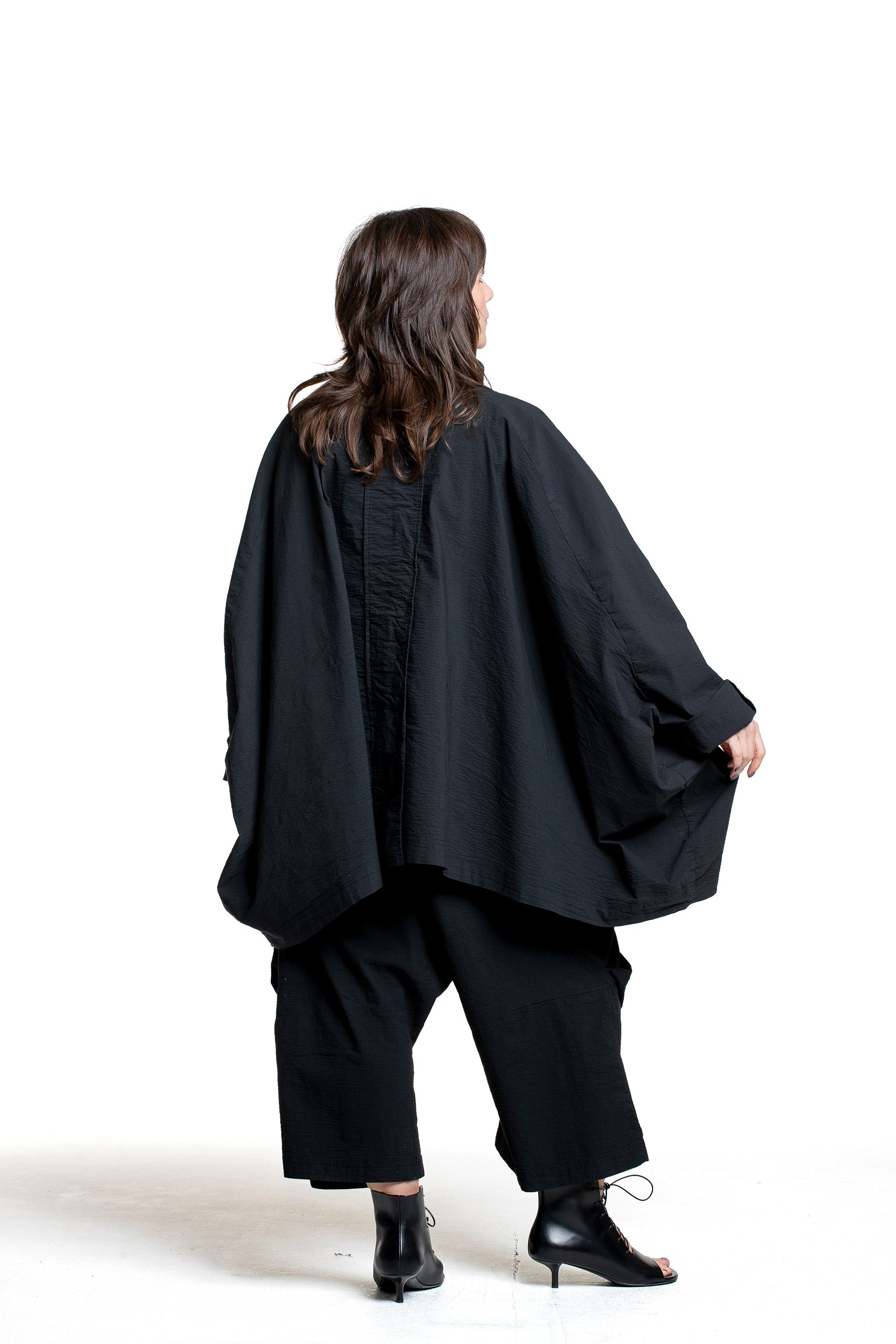 Rundholz Damen Oversize Jacke schwarz Rückansicht