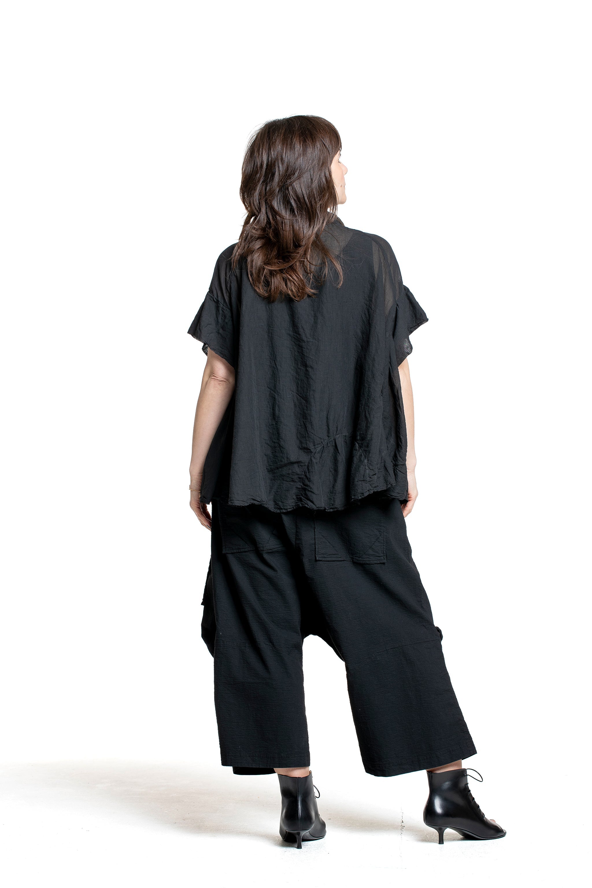 Rundholz Damen Kurzarm Bluse schwarz Rückansicht