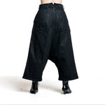 Rundholz DIP Damen Hose schwarz glänzend Rückansicht